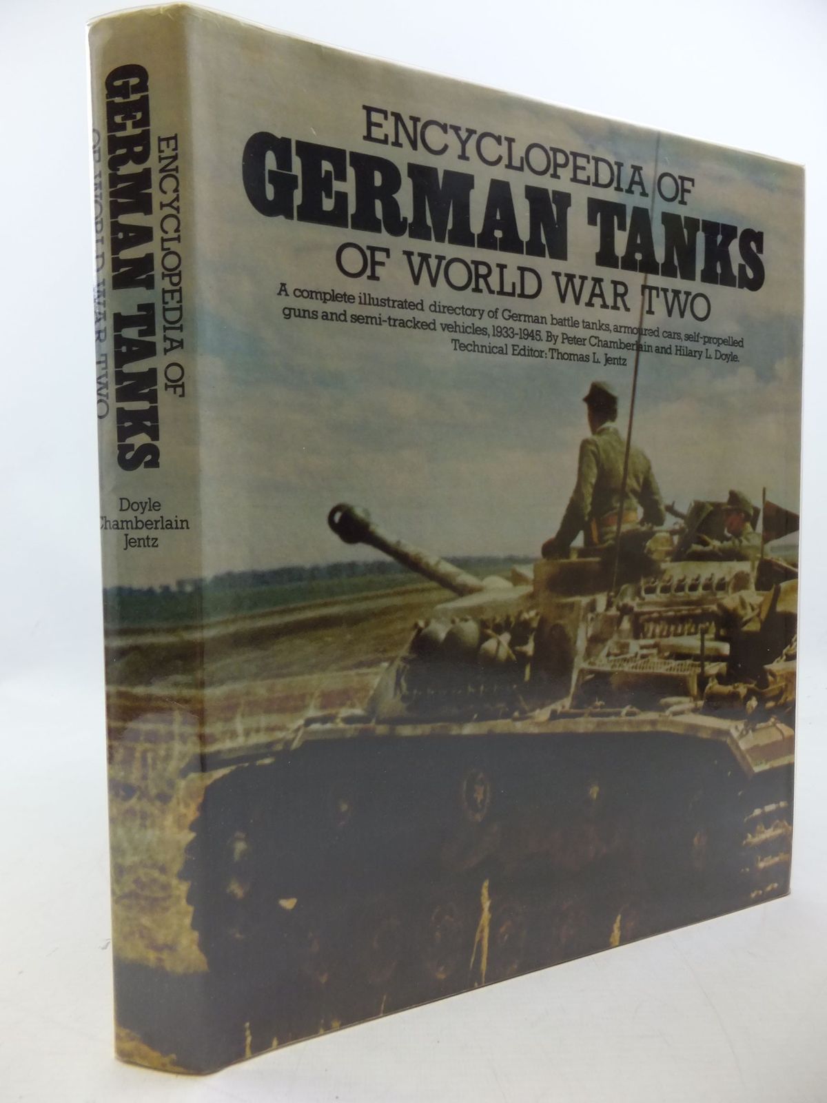 ENCYCLOPEDIA OF GERMAN TANKS OF WORLD WAR TWO written by Chamberlain, Peter Doyle, Hilary Jentz ...