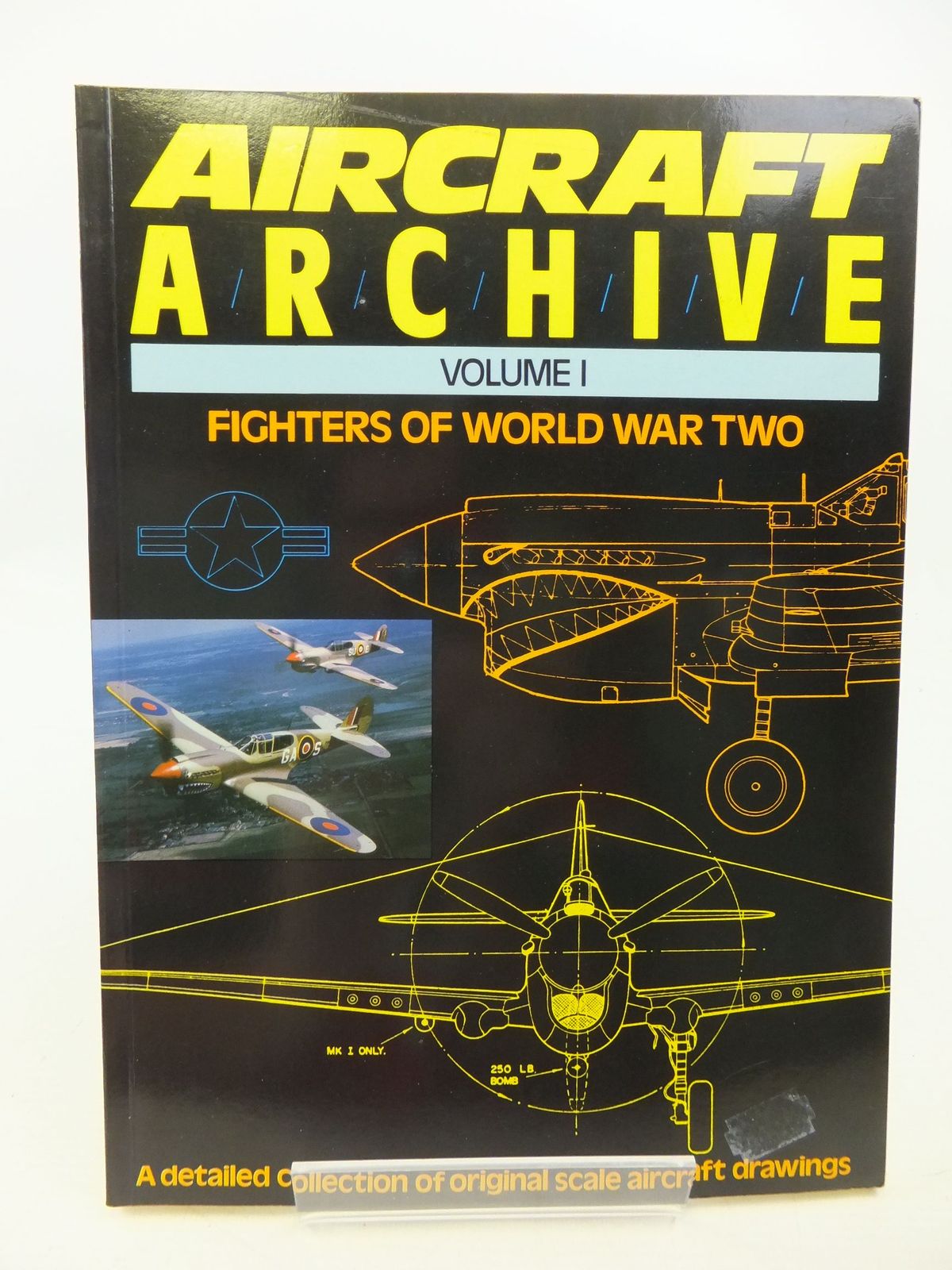 Stella & Rose's Books : AIRCRAFT ARCHIVE - FIGHTERS OF WORLD WAR TWO ...