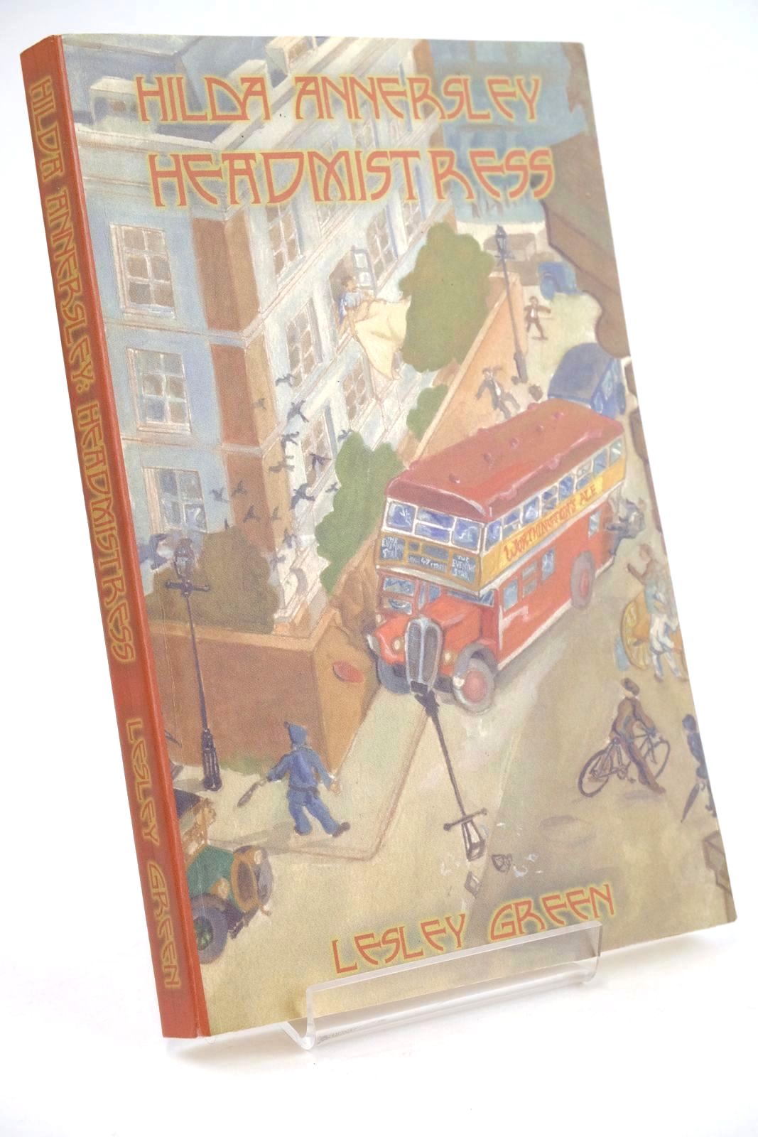 Cover of HILDA ANNERSLEY HEADMISTRESS by Elinor M. Brent-Dyer; Lesley Green