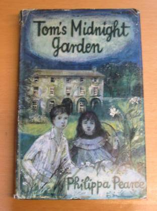 Cover of TOM'S MIDNIGHT GARDEN by Philippa Pearce