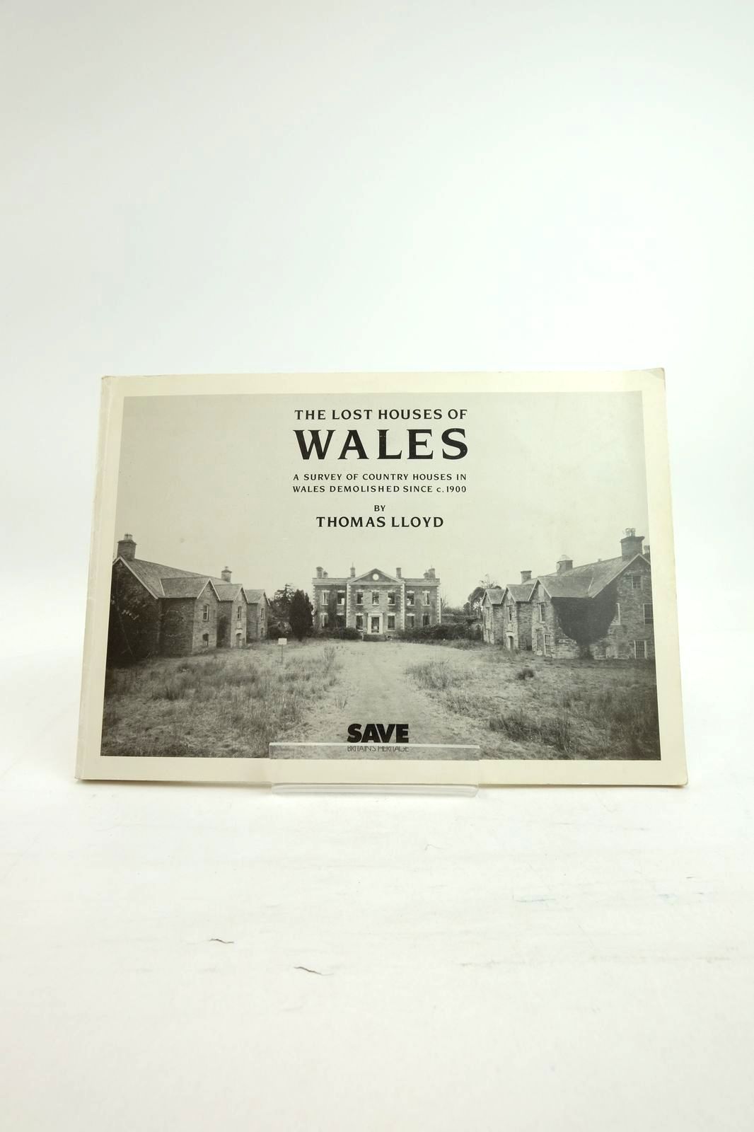 Cover of THE LOST HOUSES OF WALES by Thomas Lloyd