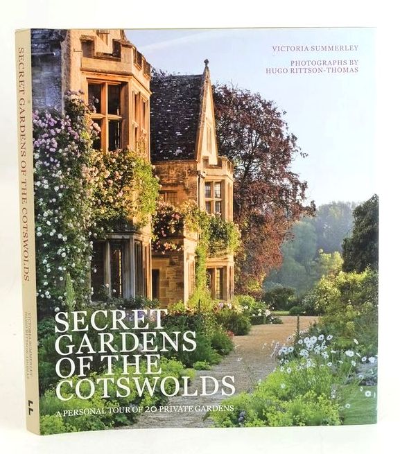 Cover of SECRET GARDENS OF THE COTSWOLDS: A PERSONAL TOUR OF 20 PRIVATE GARDENS by Victoria Summerley