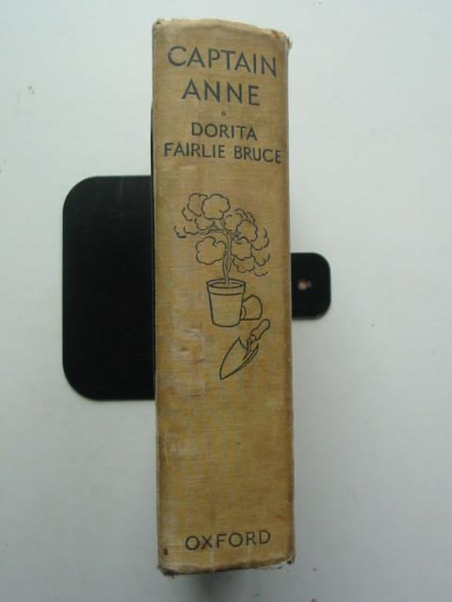 Photo of CAPTAIN ANNE written by Bruce, Dorita Fairlie illustrated by Johnston, M.D. published by Oxford University Press, Humphrey Milford (STOCK CODE: 1102671)  for sale by Stella & Rose's Books