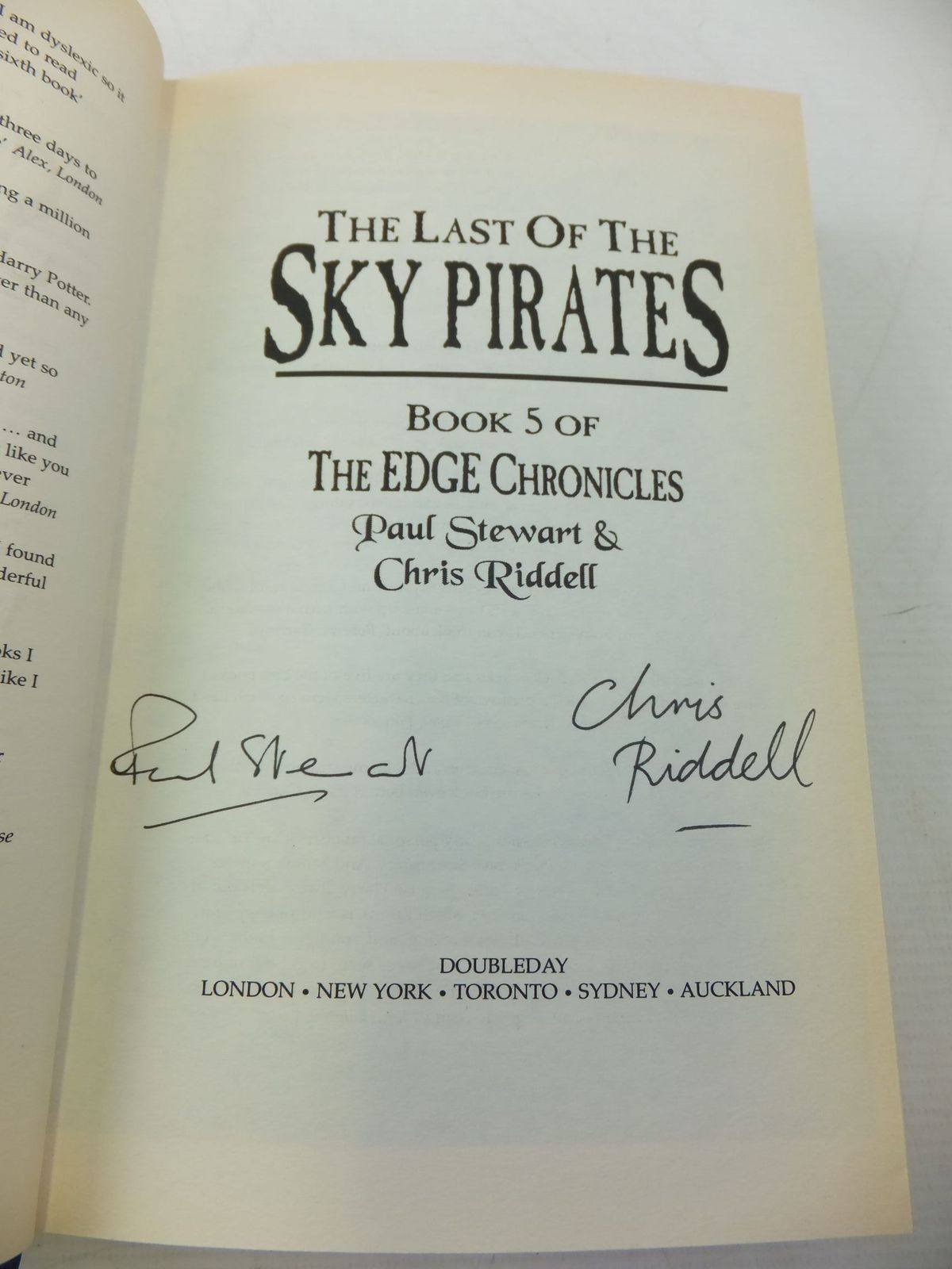 Photo of THE LAST OF THE SKY PIRATES written by Stewart, Paul illustrated by Riddell, Chris published by Doubleday (STOCK CODE: 1207924)  for sale by Stella & Rose's Books