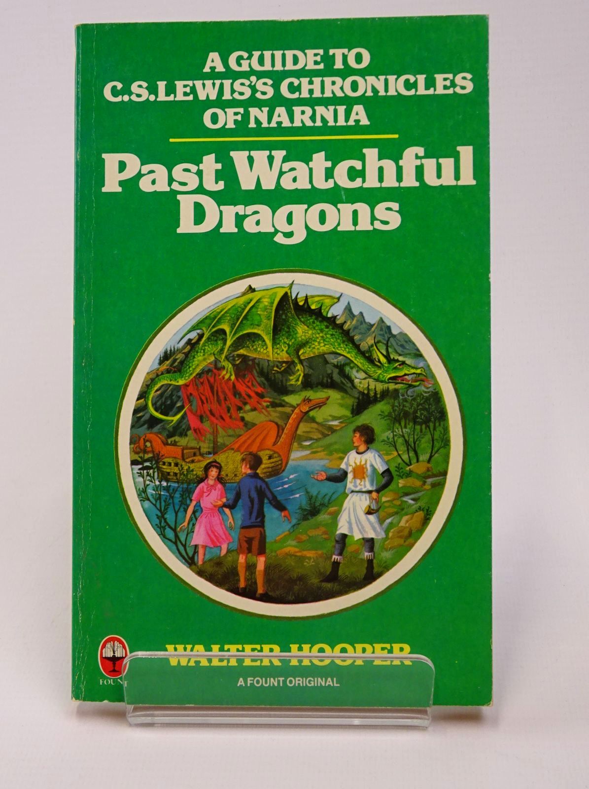 Photo of PAST WATCHFUL DRAGONS written by Hooper, Walter published by Fount Paperbacks (STOCK CODE: 1317727)  for sale by Stella & Rose's Books
