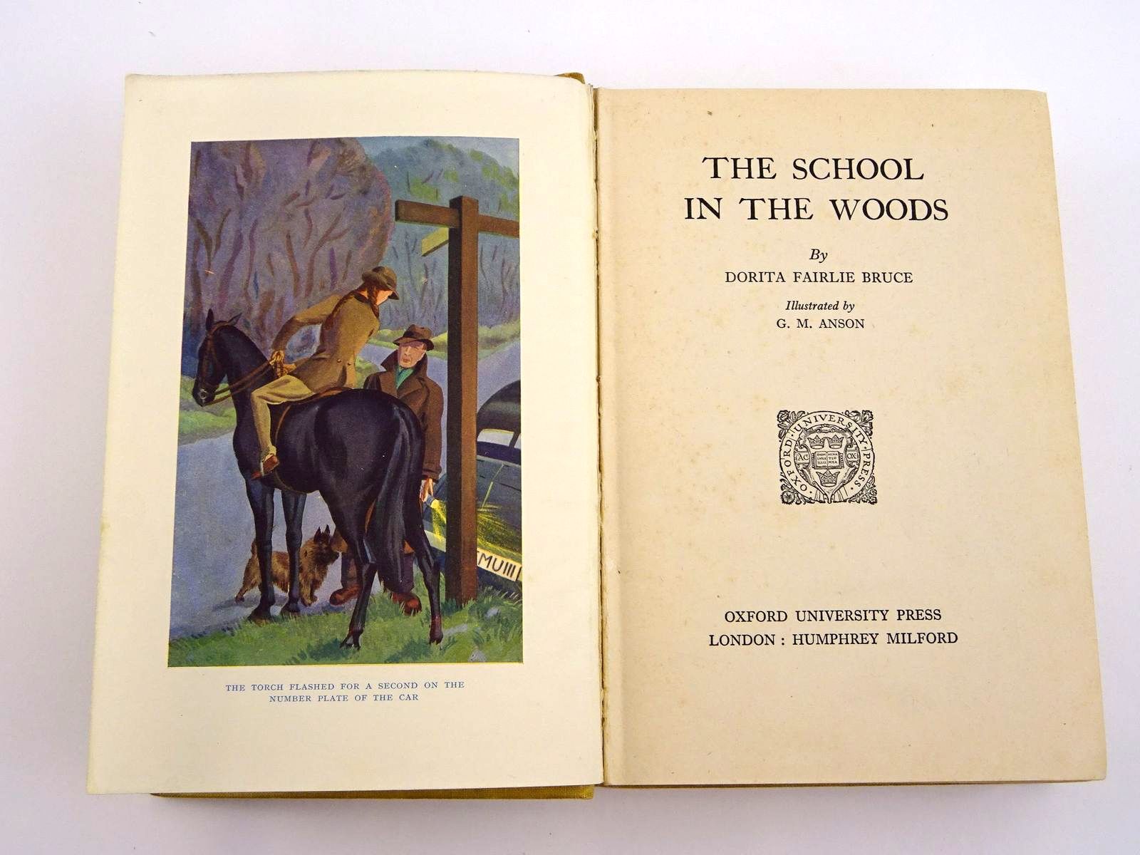 Photo of THE SCHOOL IN THE WOODS written by Bruce, Dorita Fairlie illustrated by Anson, G.M. published by Oxford University Press, Humphrey Milford (STOCK CODE: 1318081)  for sale by Stella & Rose's Books