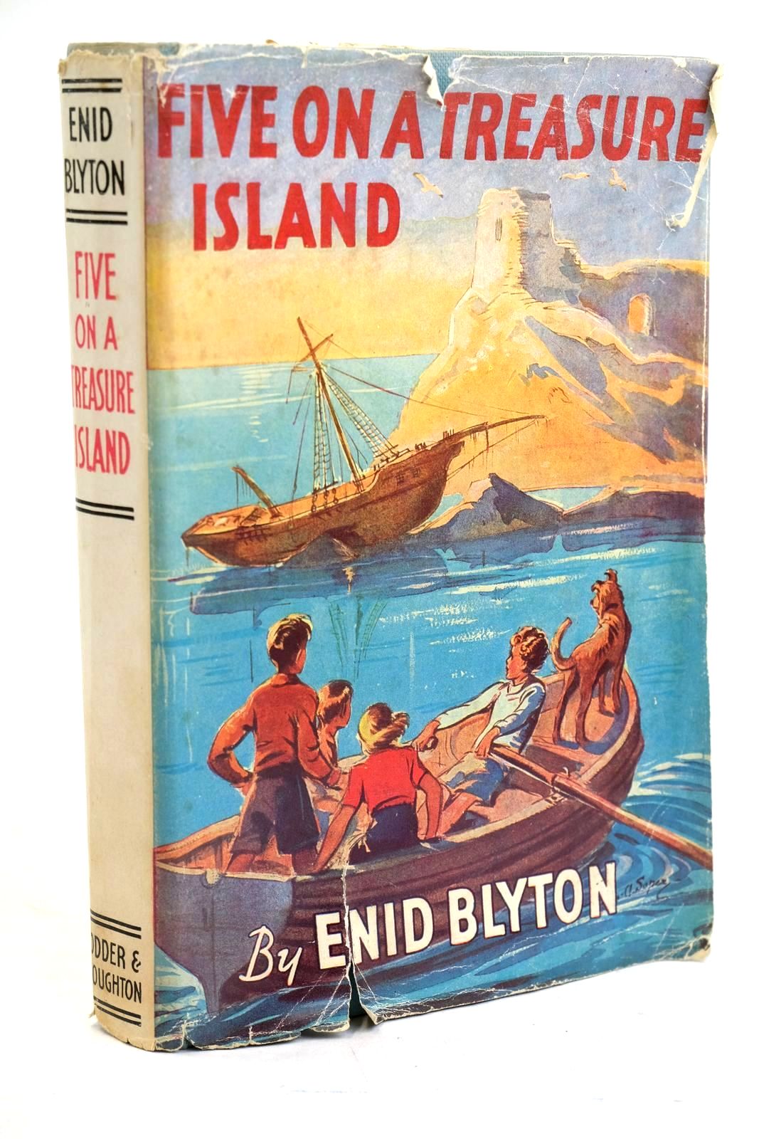 Photo of FIVE ON A TREASURE ISLAND written by Blyton, Enid illustrated by Soper, Eileen published by Hodder &amp; Stoughton (STOCK CODE: 1320552)  for sale by Stella & Rose's Books