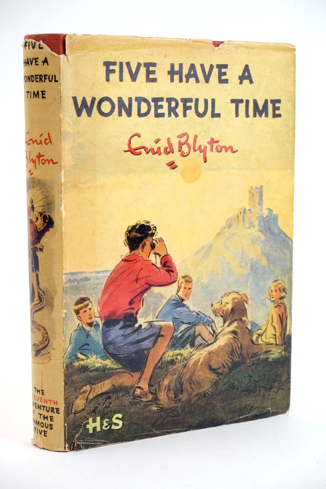 Photo of FIVE HAVE A WONDERFUL TIME written by Blyton, Enid illustrated by Soper, Eileen published by Hodder &amp; Stoughton (STOCK CODE: 1323584)  for sale by Stella & Rose's Books