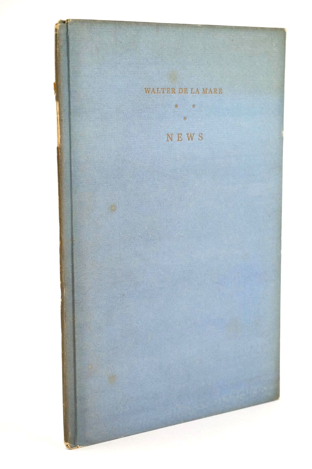 Photo of NEWS written by De La Mare, Walter illustrated by Freedman, Barnett published by Faber & Faber Limited (STOCK CODE: 1323712)  for sale by Stella & Rose's Books