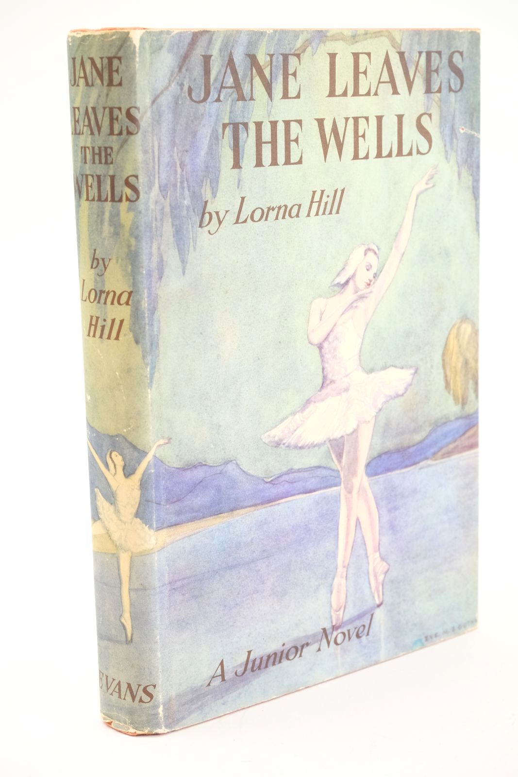Photo of JANE LEAVES THE WELLS written by Hill, Lorna illustrated by Guthrie, Eve published by Evans Brothers Limited (STOCK CODE: 1323909)  for sale by Stella & Rose's Books