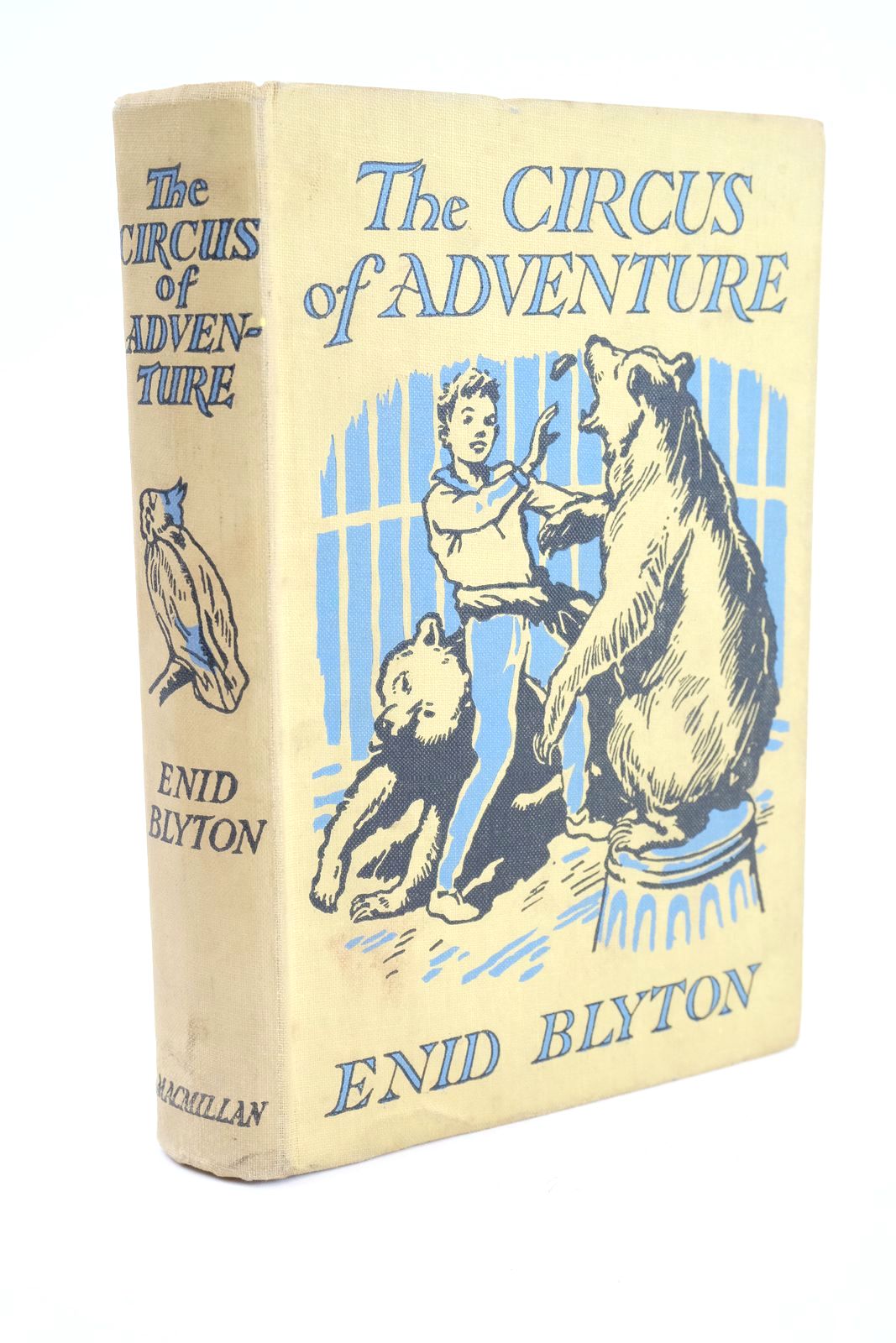 Photo of THE CIRCUS OF ADVENTURE written by Blyton, Enid illustrated by Tresilian, Stuart published by Macmillan &amp; Co. Ltd. (STOCK CODE: 1323940)  for sale by Stella & Rose's Books