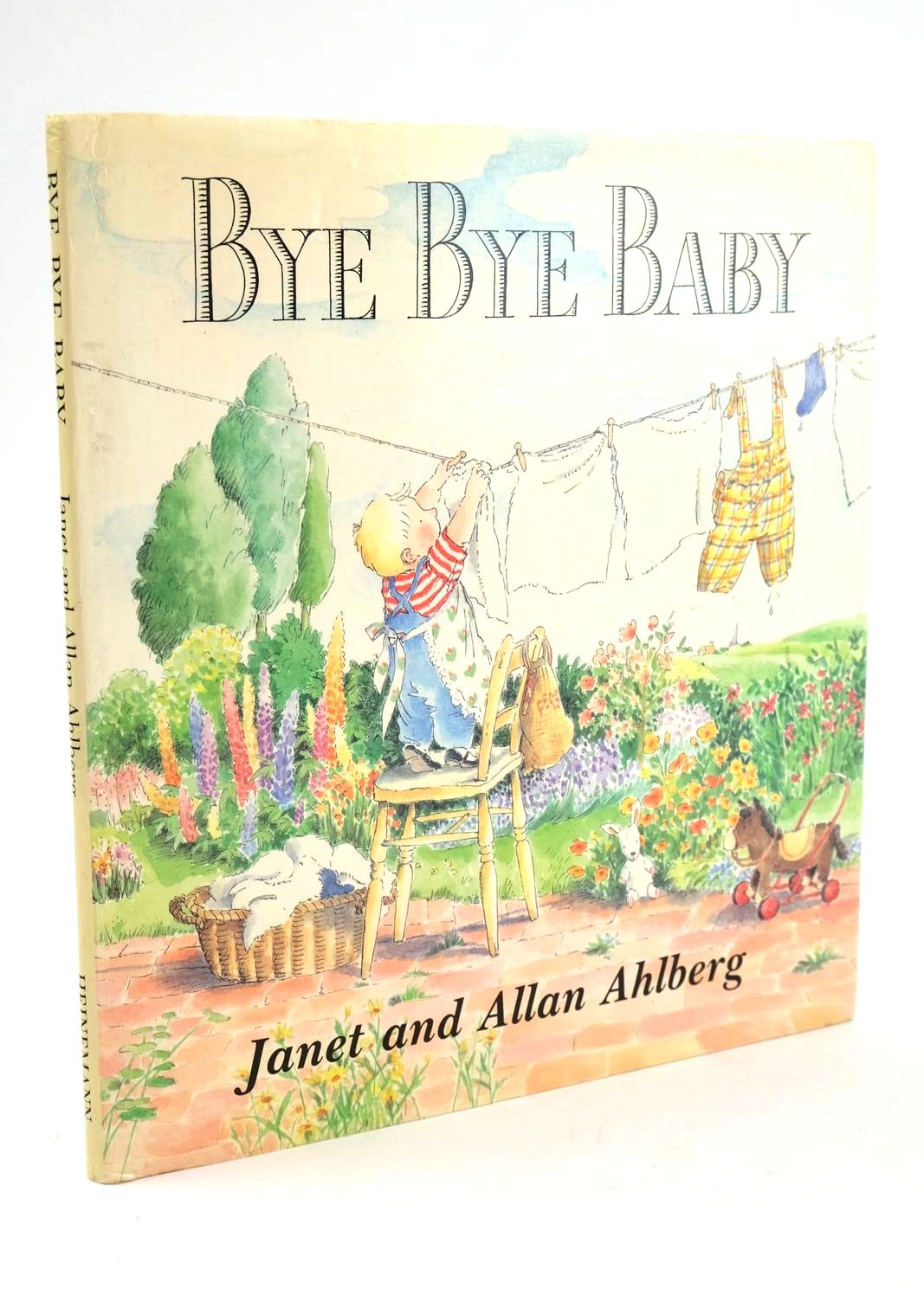 Photo of BYE BYE BABY written by Ahlberg, Allan illustrated by Ahlberg, Janet published by Heinemann (STOCK CODE: 1325059)  for sale by Stella & Rose's Books