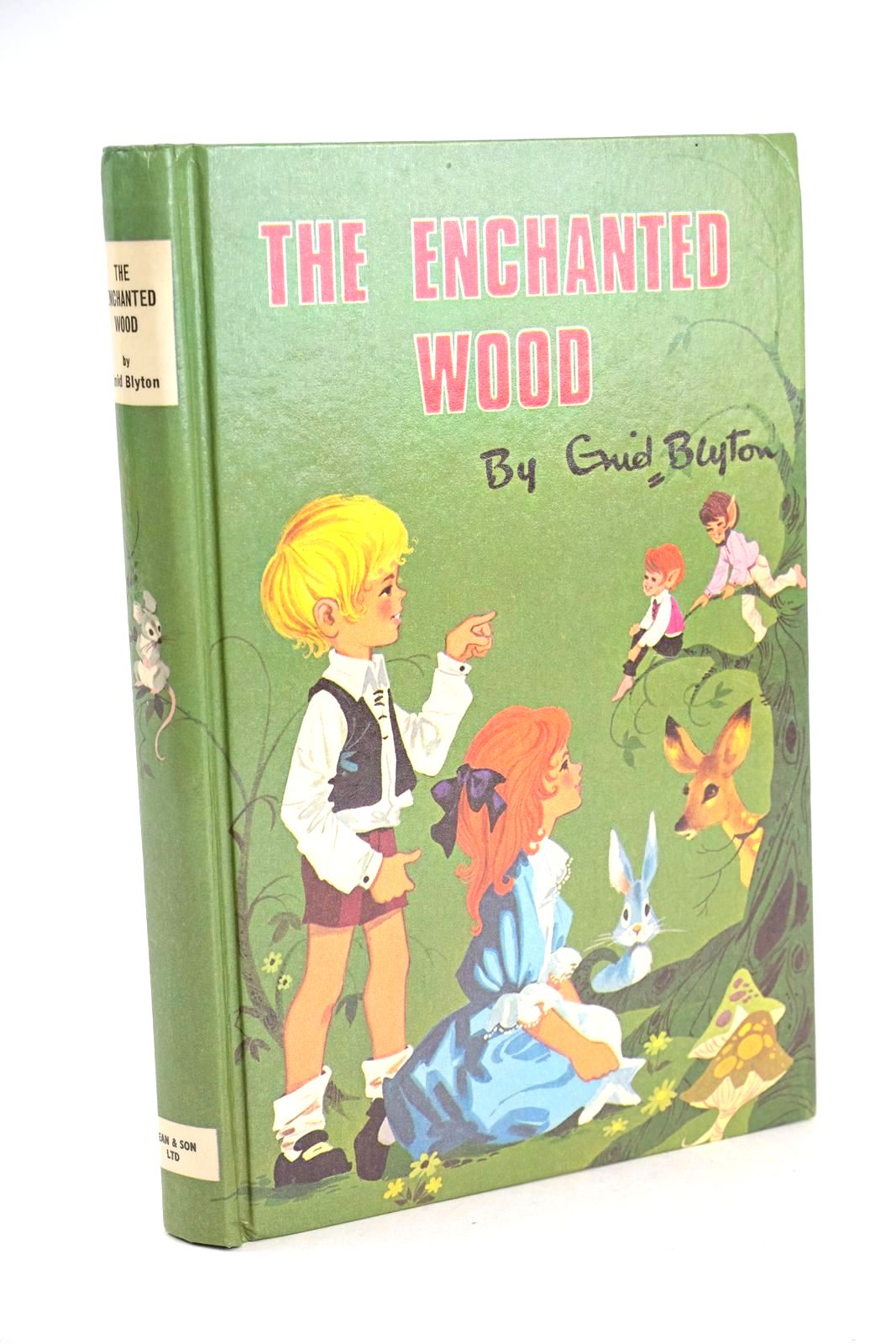 Photo of THE ENCHANTED WOOD written by Blyton, Enid illustrated by Cloke, Rene published by Dean &amp; Son Ltd. (STOCK CODE: 1326010)  for sale by Stella & Rose's Books