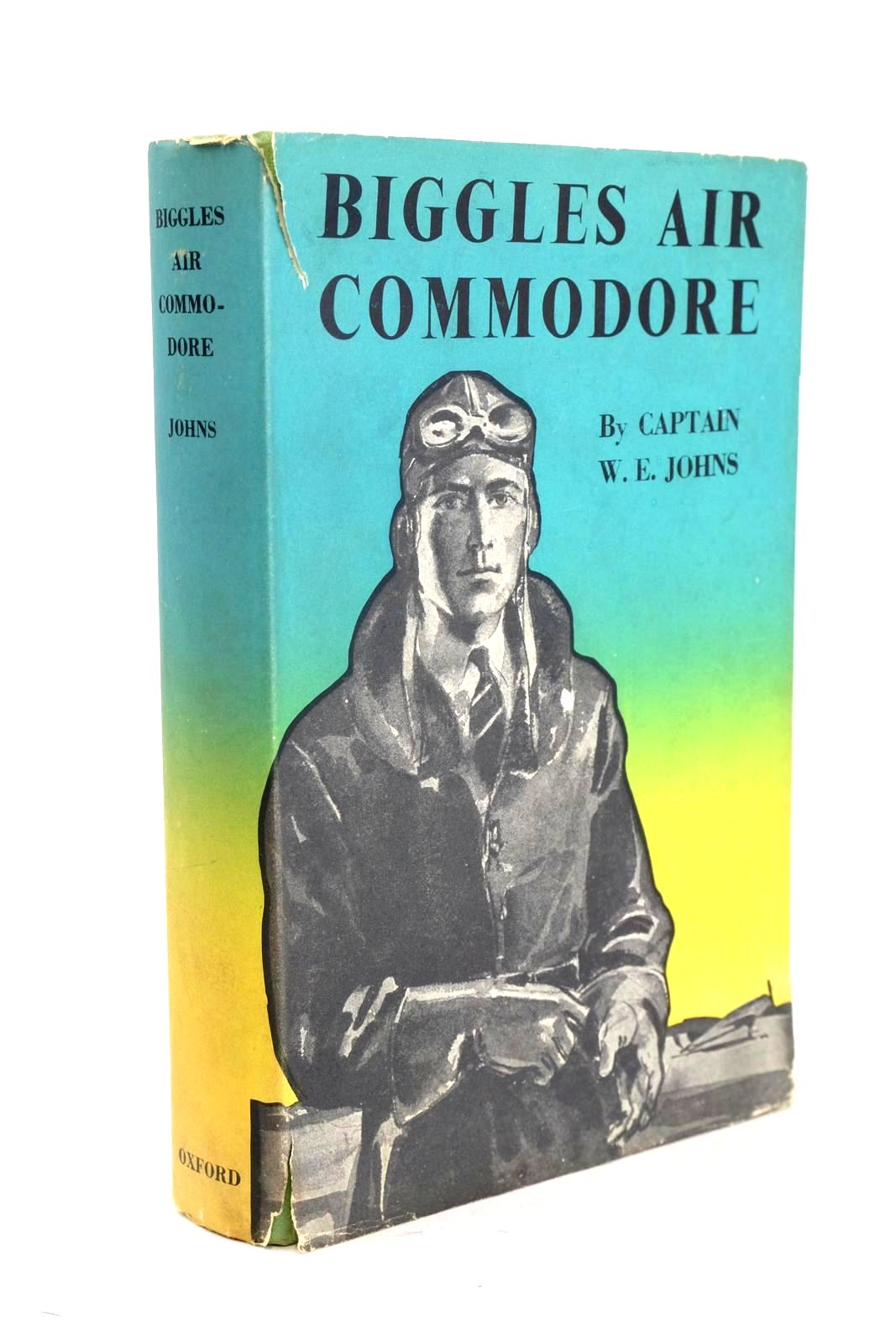 Photo of BIGGLES AIR COMMODORE written by Johns, W.E. illustrated by Sindall, Alfred published by Oxford University Press, Geoffrey Cumberlege (STOCK CODE: 1326364)  for sale by Stella & Rose's Books