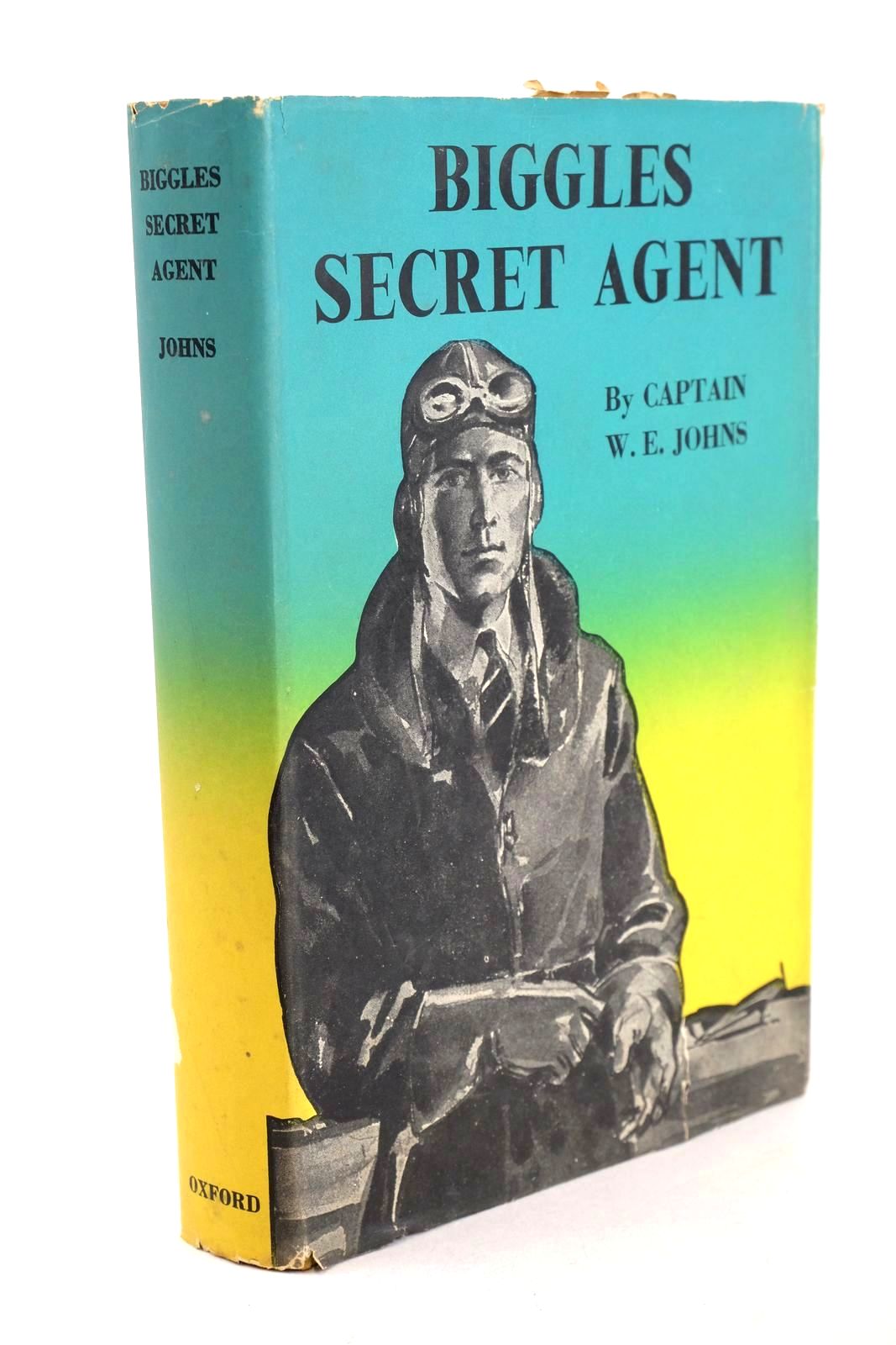 Photo of BIGGLES SECRET AGENT written by Johns, W.E. illustrated by Sindall, Alfred published by Oxford University Press, Geoffrey Cumberlege (STOCK CODE: 1326630)  for sale by Stella & Rose's Books