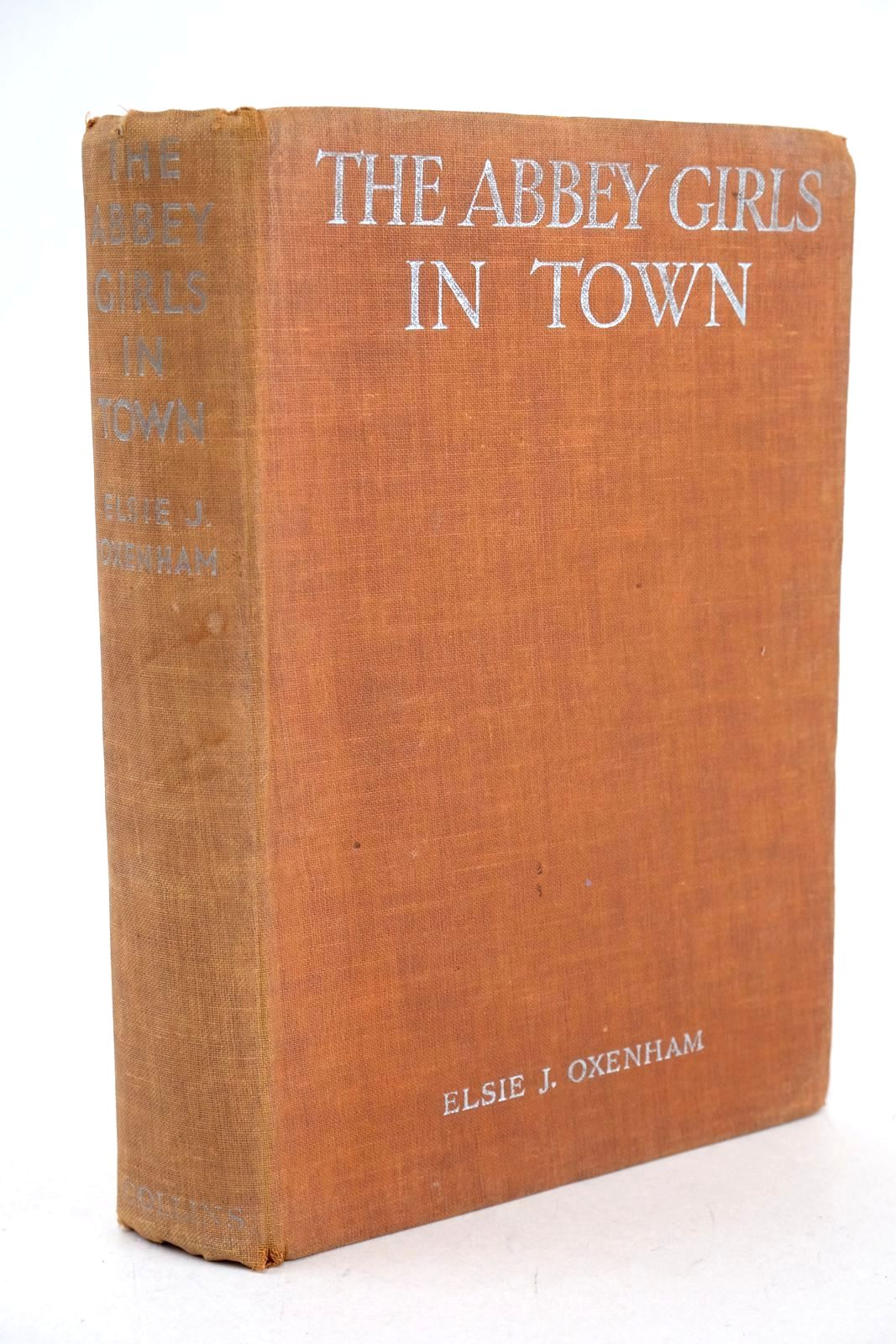 Photo of THE ABBEY GIRLS IN TOWN written by Oxenham, Elsie J. published by Collins (STOCK CODE: 1326855)  for sale by Stella & Rose's Books