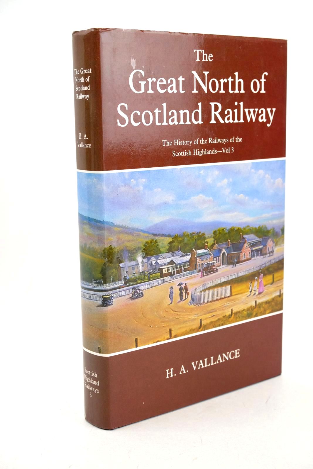 Photo of THE GREAT NORTH OF SCOTLAND RAILWAY written by Vallance, H.A. published by David St John Thomas, David &amp; Charles (STOCK CODE: 1327064)  for sale by Stella & Rose's Books