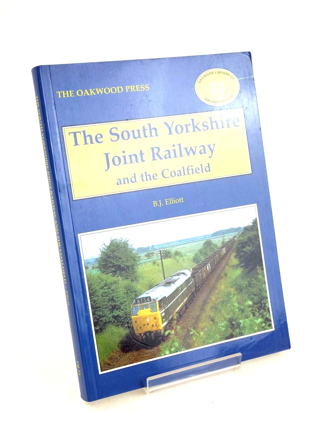 Photo of THE SOUTH YORKSHIRE JOINT RAILWAY AND THE COALFIELD written by Elliott, B.J. published by The Oakwood Press (STOCK CODE: 1327334)  for sale by Stella & Rose's Books