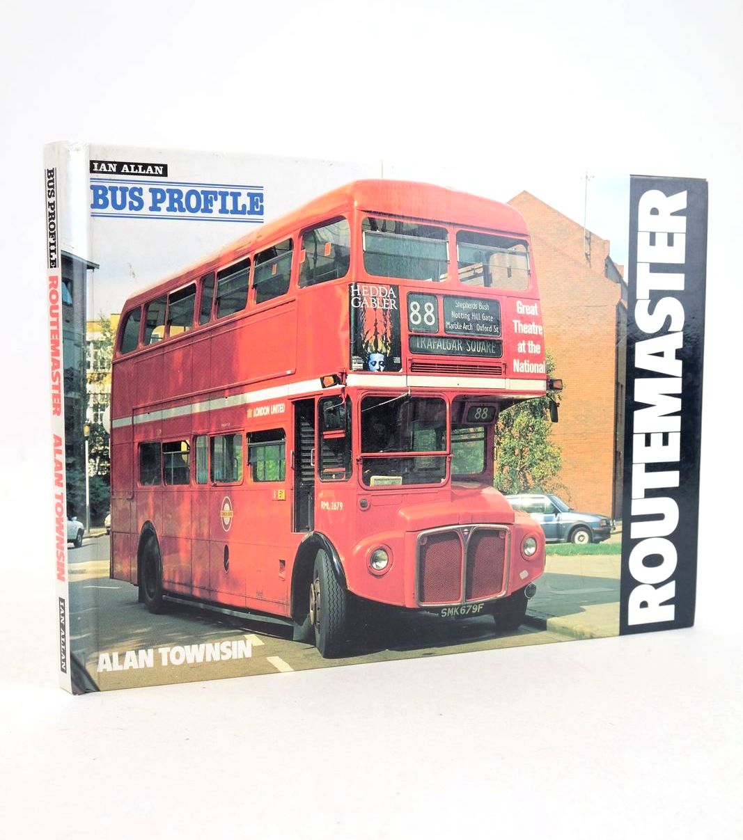Photo of ROUTEMASTER written by Townsin, Alan published by Ian Allan Ltd. (STOCK CODE: 1327576)  for sale by Stella & Rose's Books