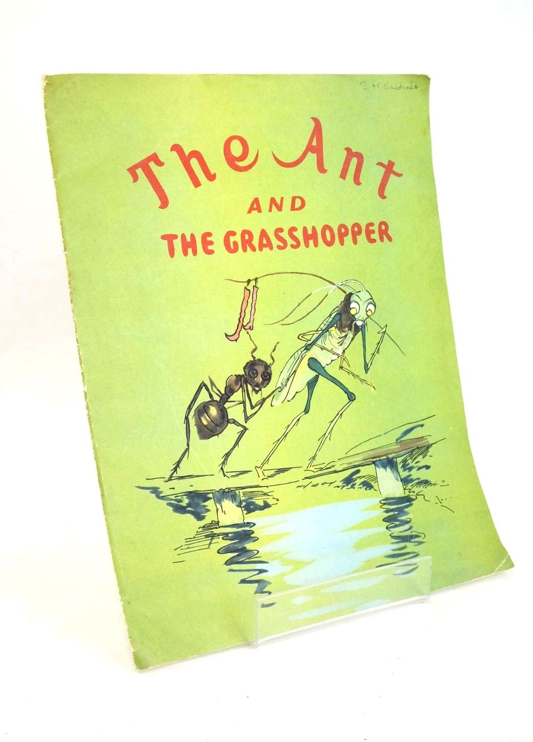 Photo of THE ANT AND THE GRASSHOPPER written by Solasko, Fainna published by Foreign Languages Publishing House (STOCK CODE: 1327752)  for sale by Stella & Rose's Books