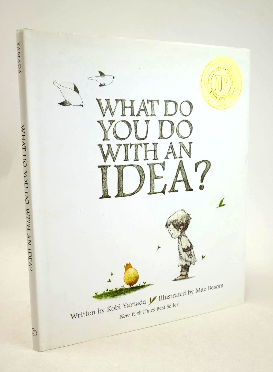 Photo of WHAT DO YOU DO WITH AN IDEA? written by Yamada, Kobi illustrated by Besom, Mae published by Compendium (STOCK CODE: 1327913)  for sale by Stella & Rose's Books