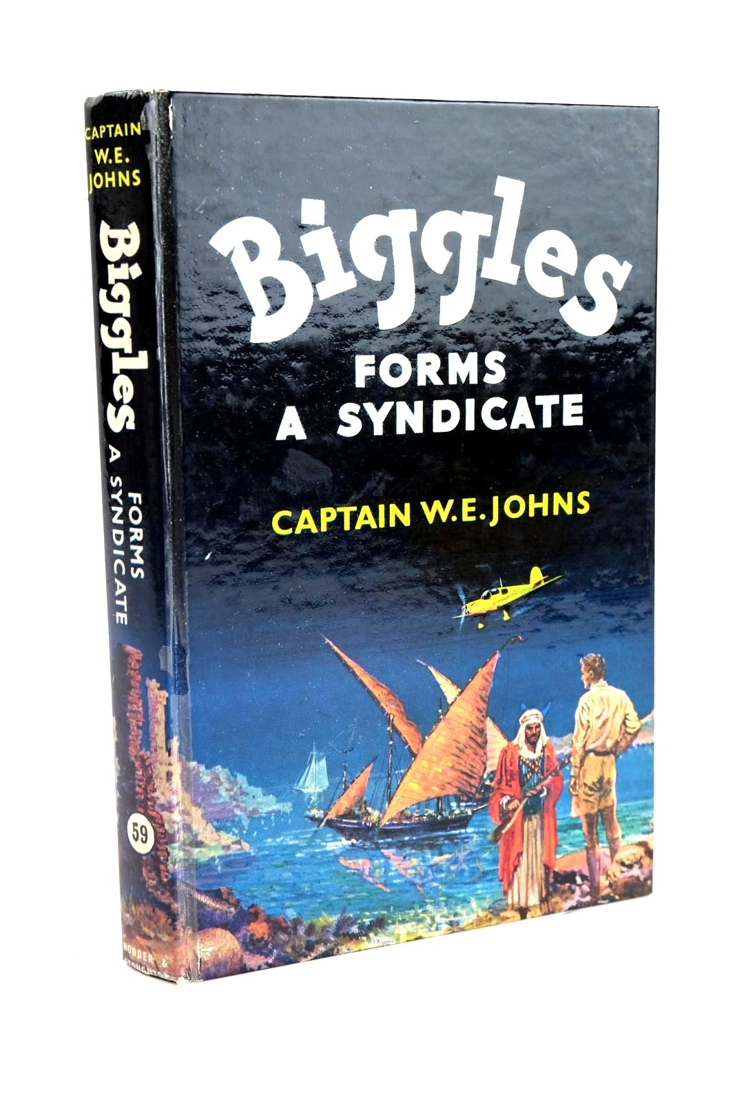 Photo of BIGGLES FORMS A SYNDICATE written by Johns, W.E. illustrated by Stead,  published by Hodder &amp; Stoughton (STOCK CODE: 1327978)  for sale by Stella & Rose's Books