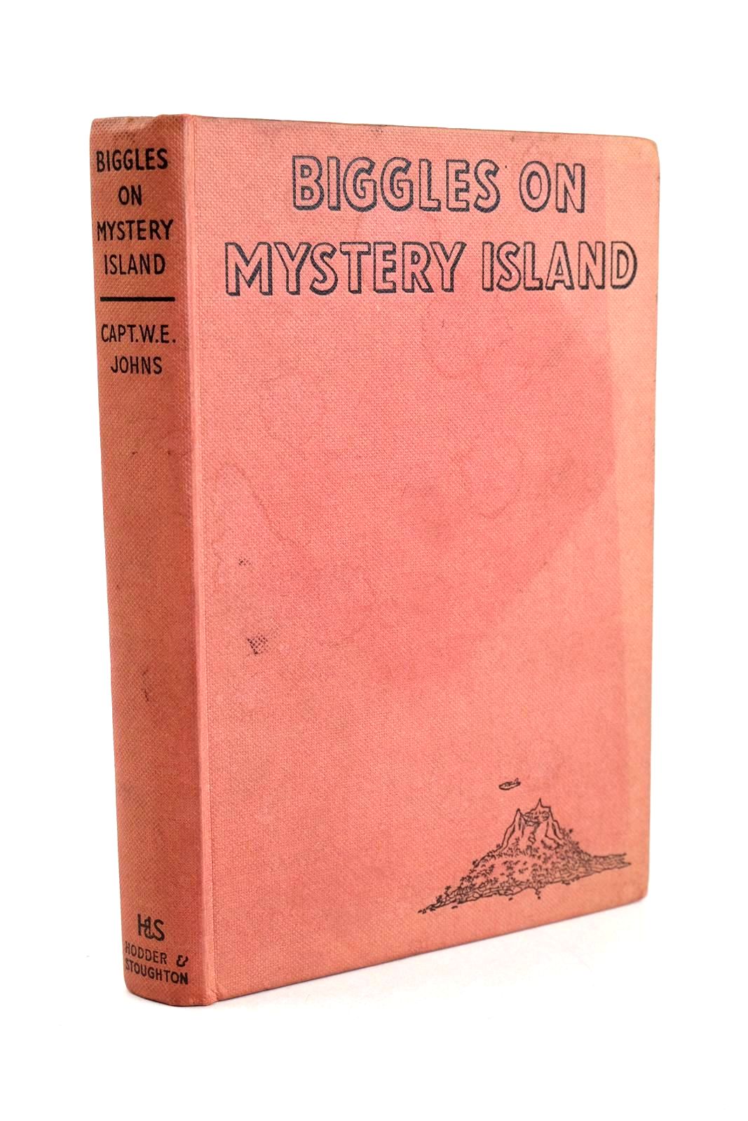 Photo of BIGGLES ON MYSTERY ISLAND- Stock Number: 1327979