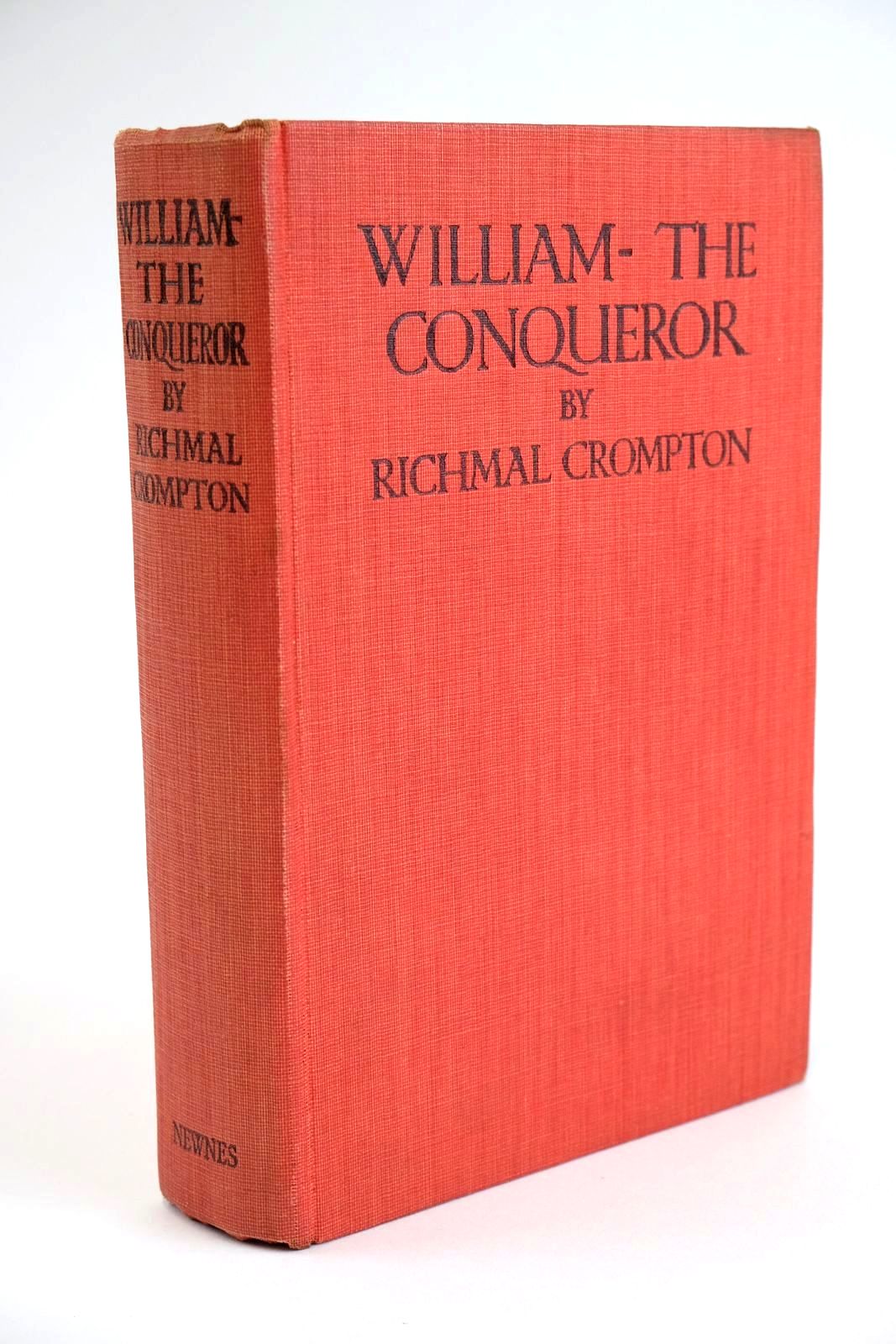 Photo of WILLIAM THE CONQUEROR written by Crompton, Richmal illustrated by Henry, Thomas published by George Newnes Limited (STOCK CODE: 1328073)  for sale by Stella & Rose's Books