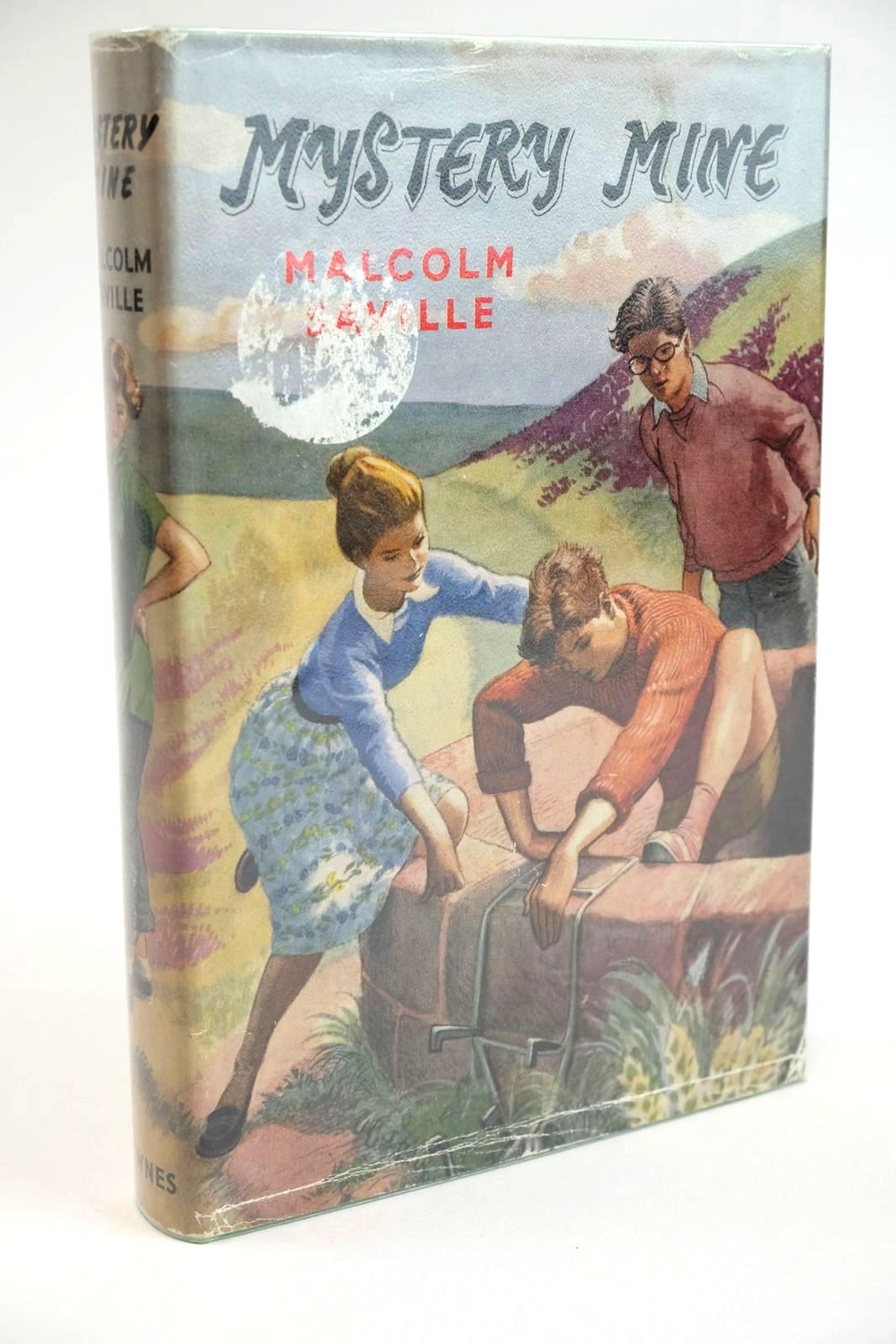 Photo of MYSTERY MINE written by Saville, Malcolm published by George Newnes Limited (STOCK CODE: 1328110)  for sale by Stella & Rose's Books