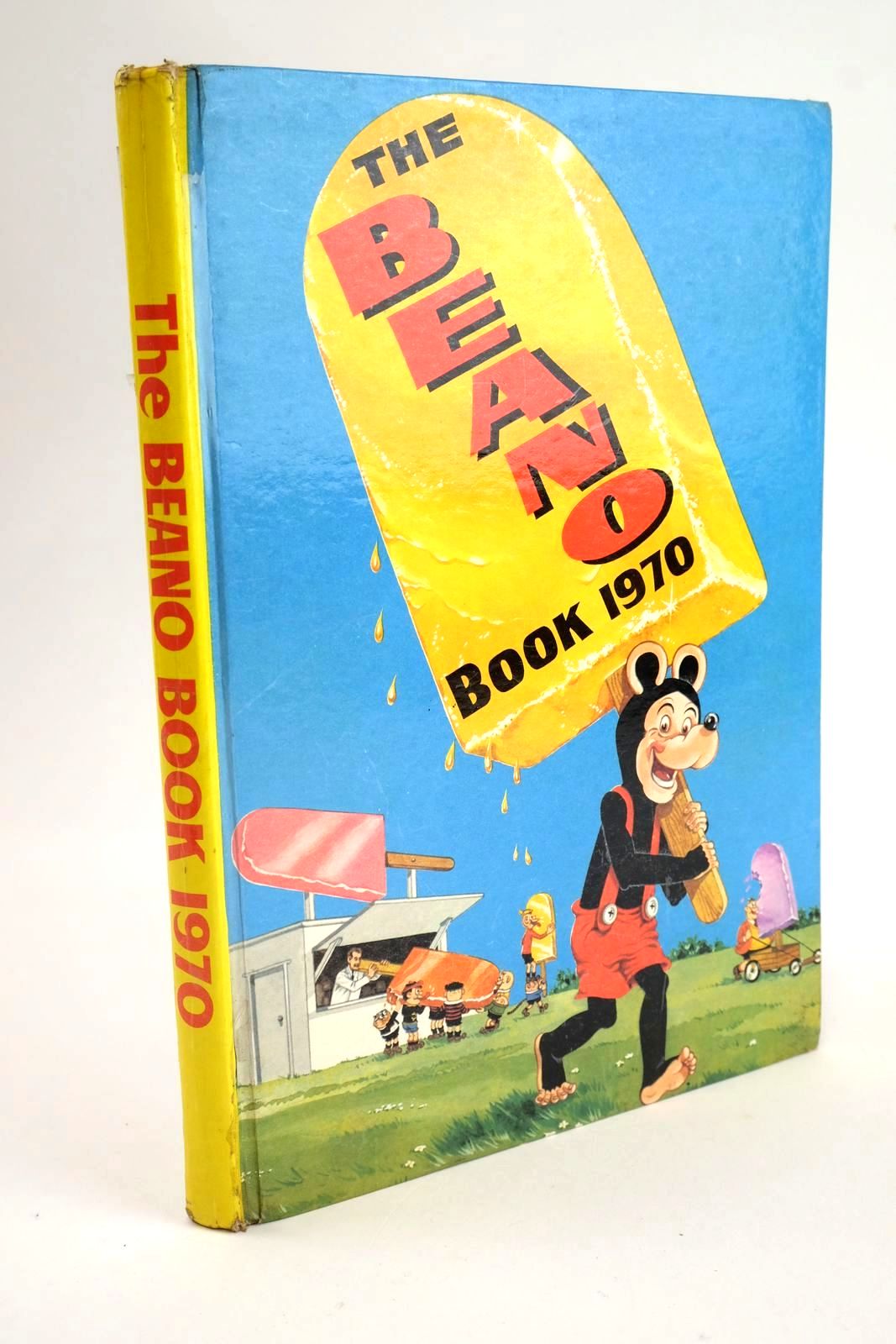 Photo of THE BEANO BOOK 1970 published by D.C. Thomson &amp; Co Ltd. (STOCK CODE: 1328206)  for sale by Stella & Rose's Books