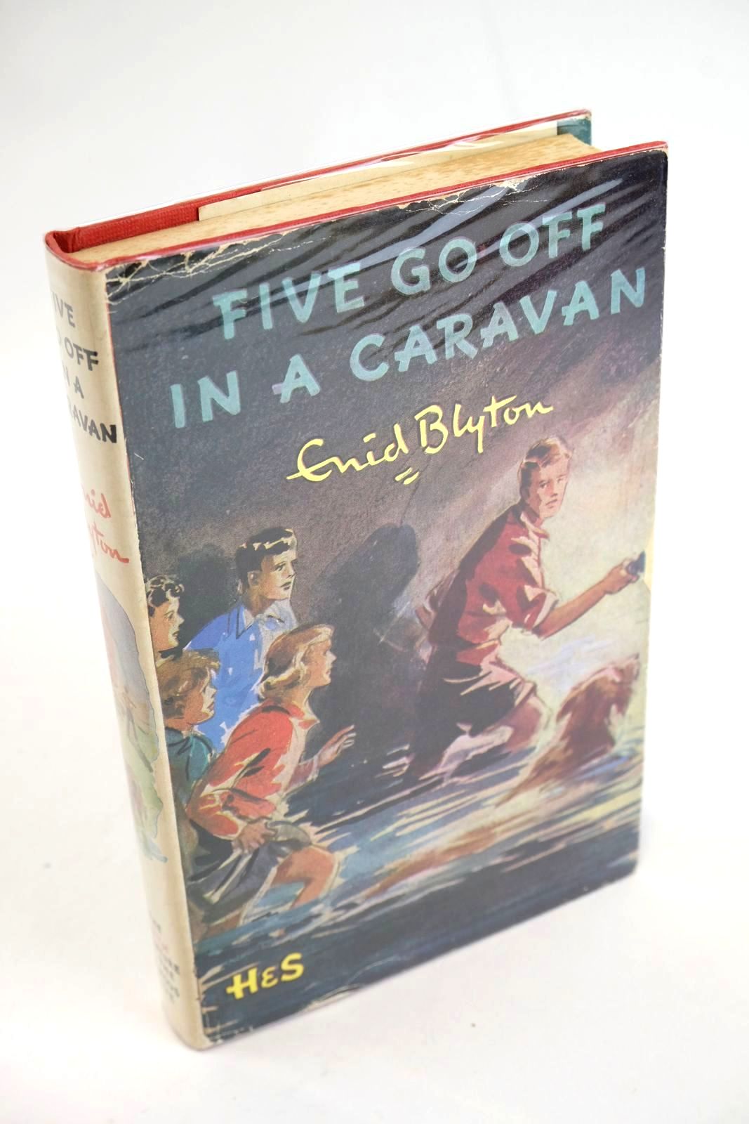 Photo of FIVE GO OFF IN A CARAVAN written by Blyton, Enid illustrated by Soper, Eileen published by Hodder &amp; Stoughton (STOCK CODE: 1328523)  for sale by Stella & Rose's Books