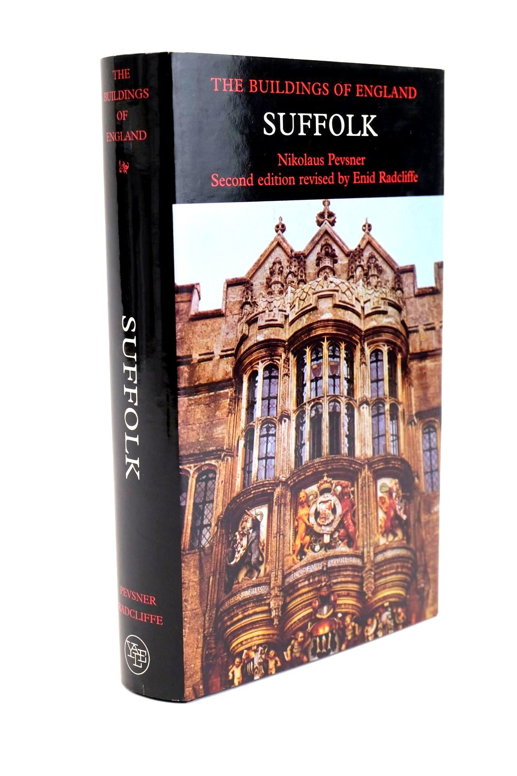 Photo of SUFFOLK (BUILDINGS OF ENGLAND) written by Pevsner, Nikolaus Radcliffe, Enid published by Yale University Press (STOCK CODE: 1328582)  for sale by Stella & Rose's Books