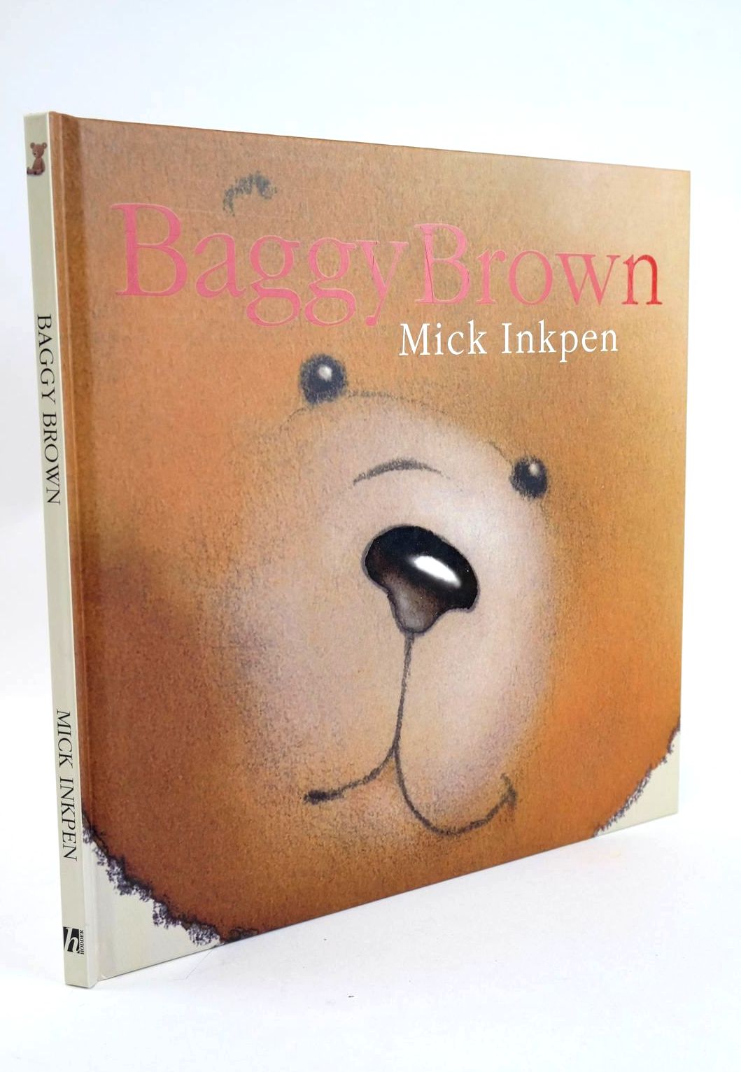 Photo of BAGGY BROWN written by Inkpen, Mick illustrated by Inkpen, Mick published by Hodder Children's Books (STOCK CODE: 1328632)  for sale by Stella & Rose's Books