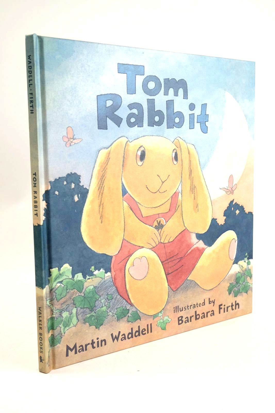 Photo of TOM RABBIT written by Waddell, Martin illustrated by Firth, Barbara published by Walker Books Ltd (STOCK CODE: 1328634)  for sale by Stella & Rose's Books