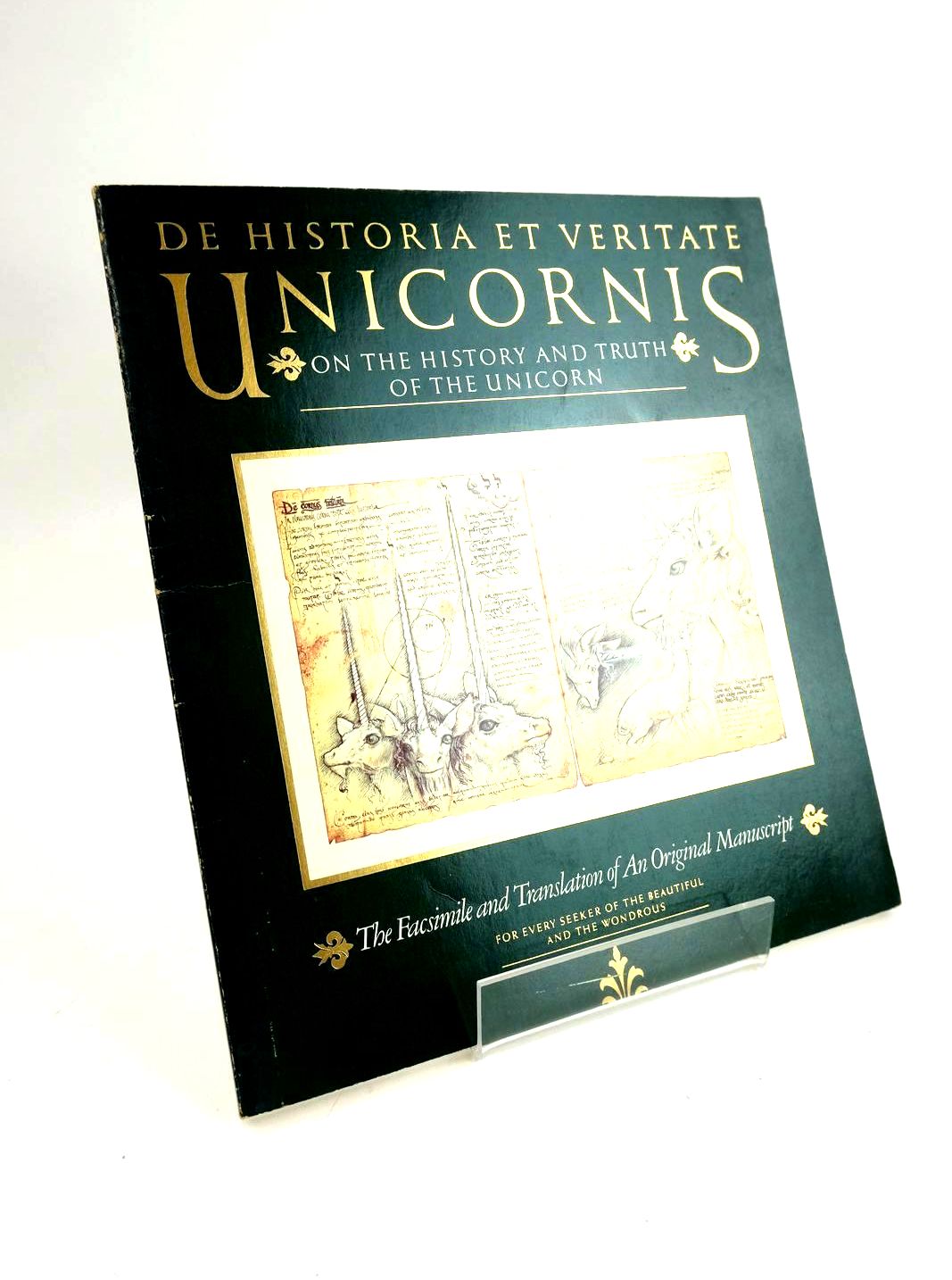 Photo of DE HISTORIA ET VERITATE UNICORNIS ON THE HISTORY AND TRUTH OF THE UNICORN written by Green, Michael published by Running Press (STOCK CODE: 1328649)  for sale by Stella & Rose's Books