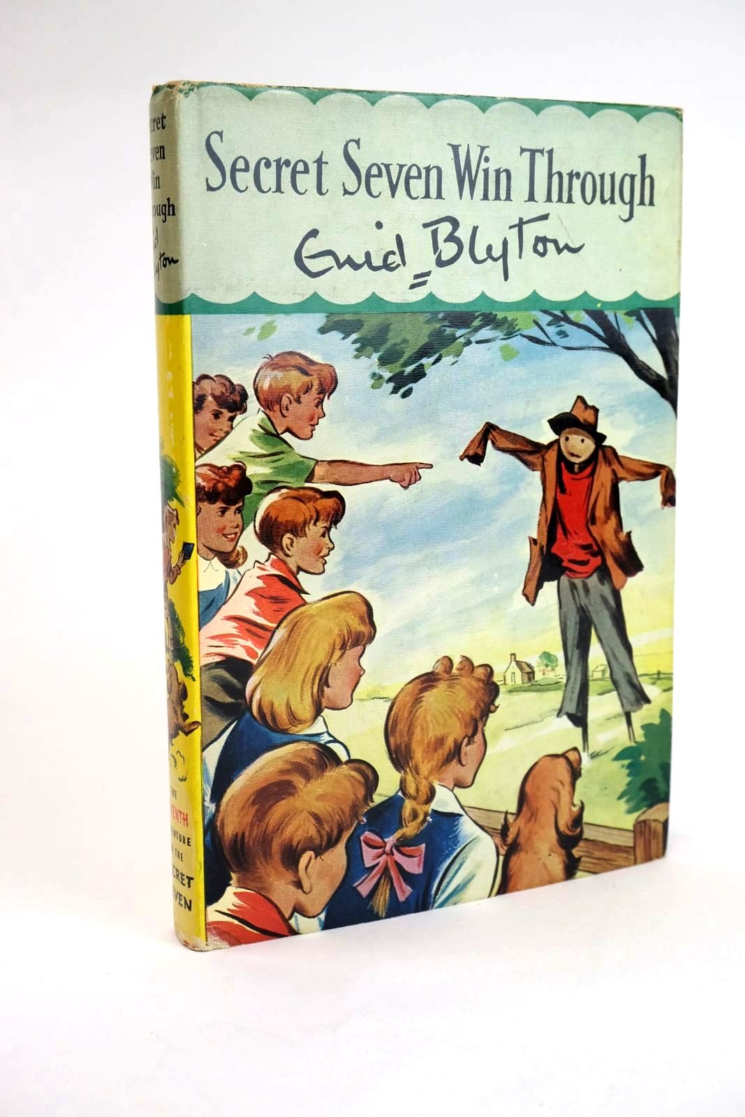 Photo of SECRET SEVEN WIN THROUGH written by Blyton, Enid illustrated by Kay, Bruno published by Brockhampton Press Ltd. (STOCK CODE: 1328742)  for sale by Stella & Rose's Books