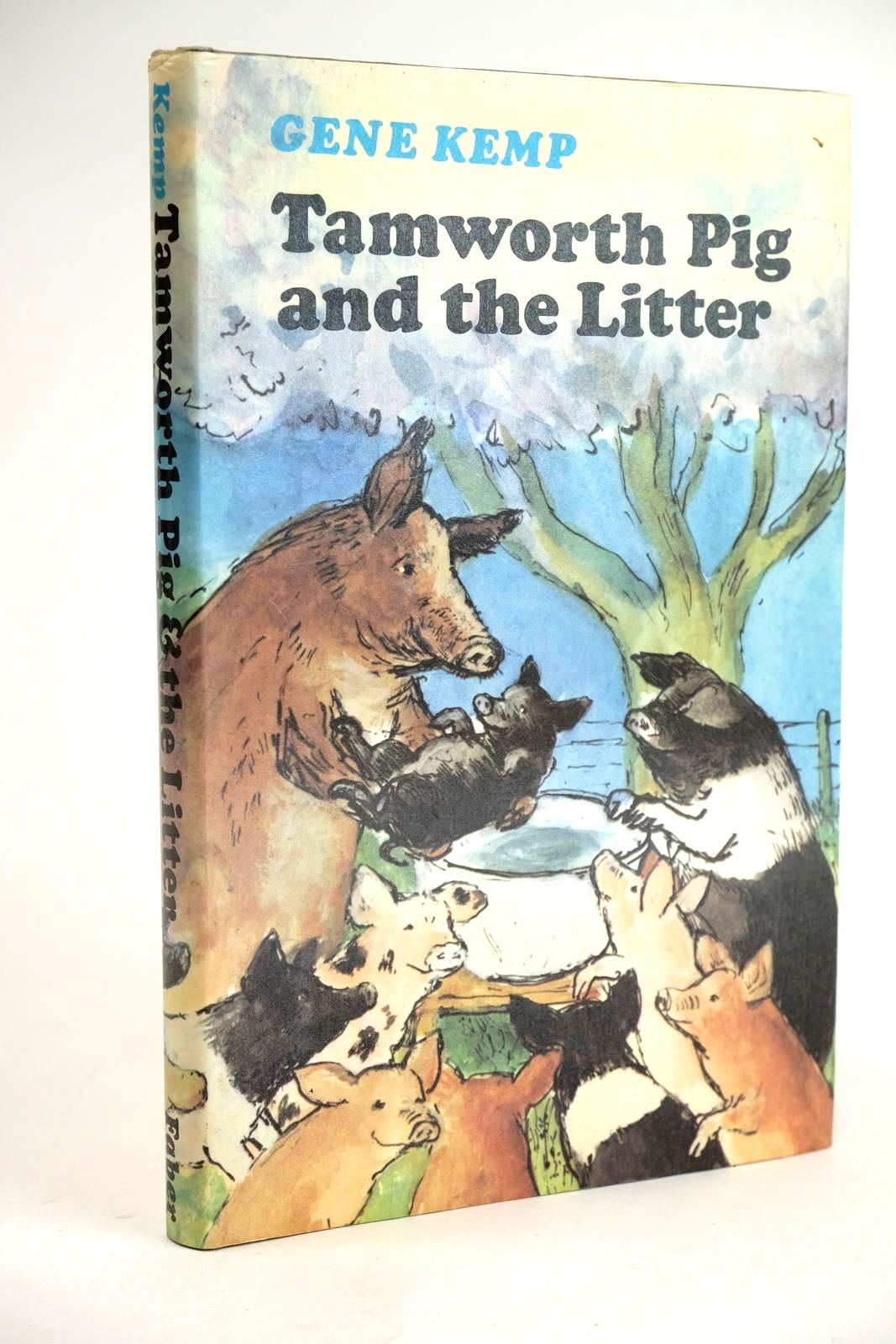 Photo of TAMWORTH PIG AND THE LITTER written by Kemp, Gene illustrated by Dinan, Carolyn published by Faber &amp; Faber Limited (STOCK CODE: 1329052)  for sale by Stella & Rose's Books