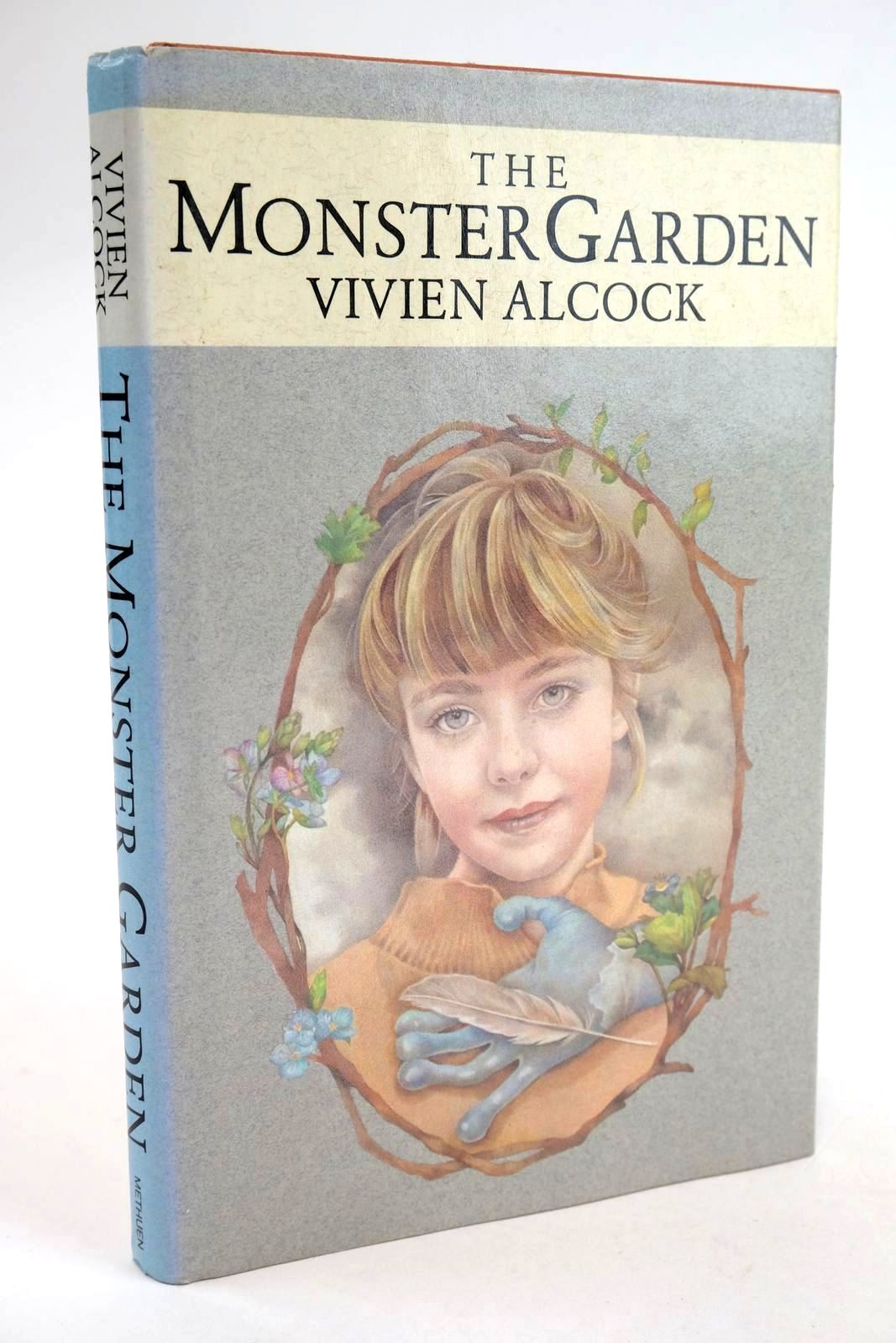 Photo of THE MONSTER GARDEN written by Alcock, Vivien published by Methuen (STOCK CODE: 1329156)  for sale by Stella & Rose's Books