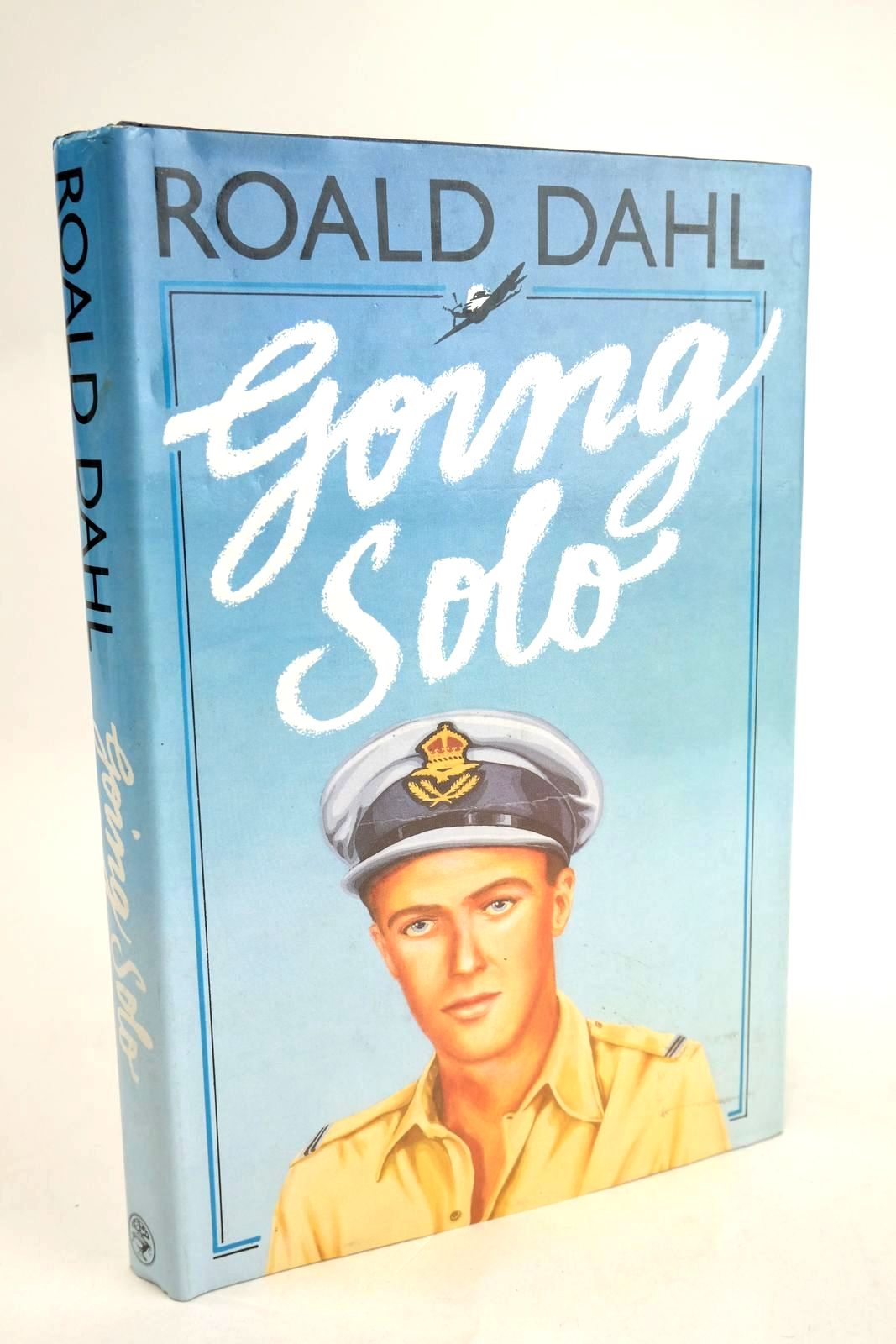 Photo of GOING SOLO written by Dahl, Roald published by Jonathan Cape (STOCK CODE: 1329195)  for sale by Stella & Rose's Books