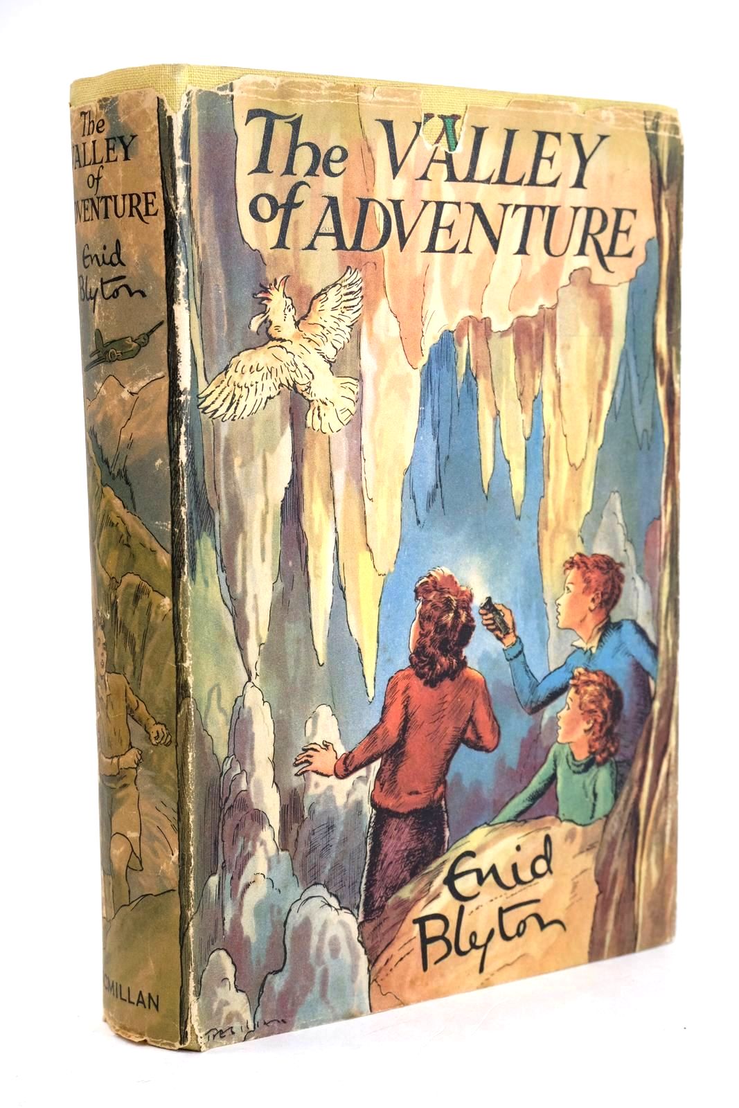 Photo of THE VALLEY OF ADVENTURE written by Blyton, Enid illustrated by Tresilian, Stuart published by Macmillan &amp; Co. Ltd. (STOCK CODE: 1329970)  for sale by Stella & Rose's Books