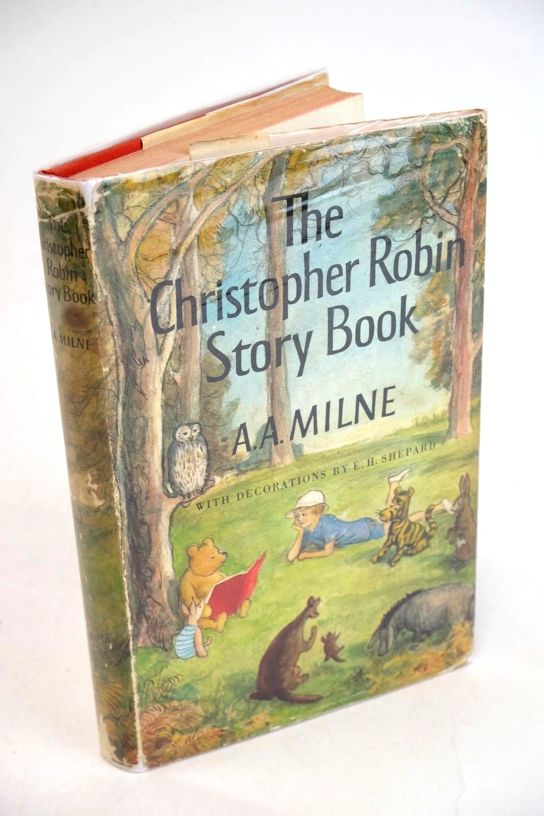 Photo of THE CHRISTOPHER ROBIN STORY BOOK- Stock Number: 1330278