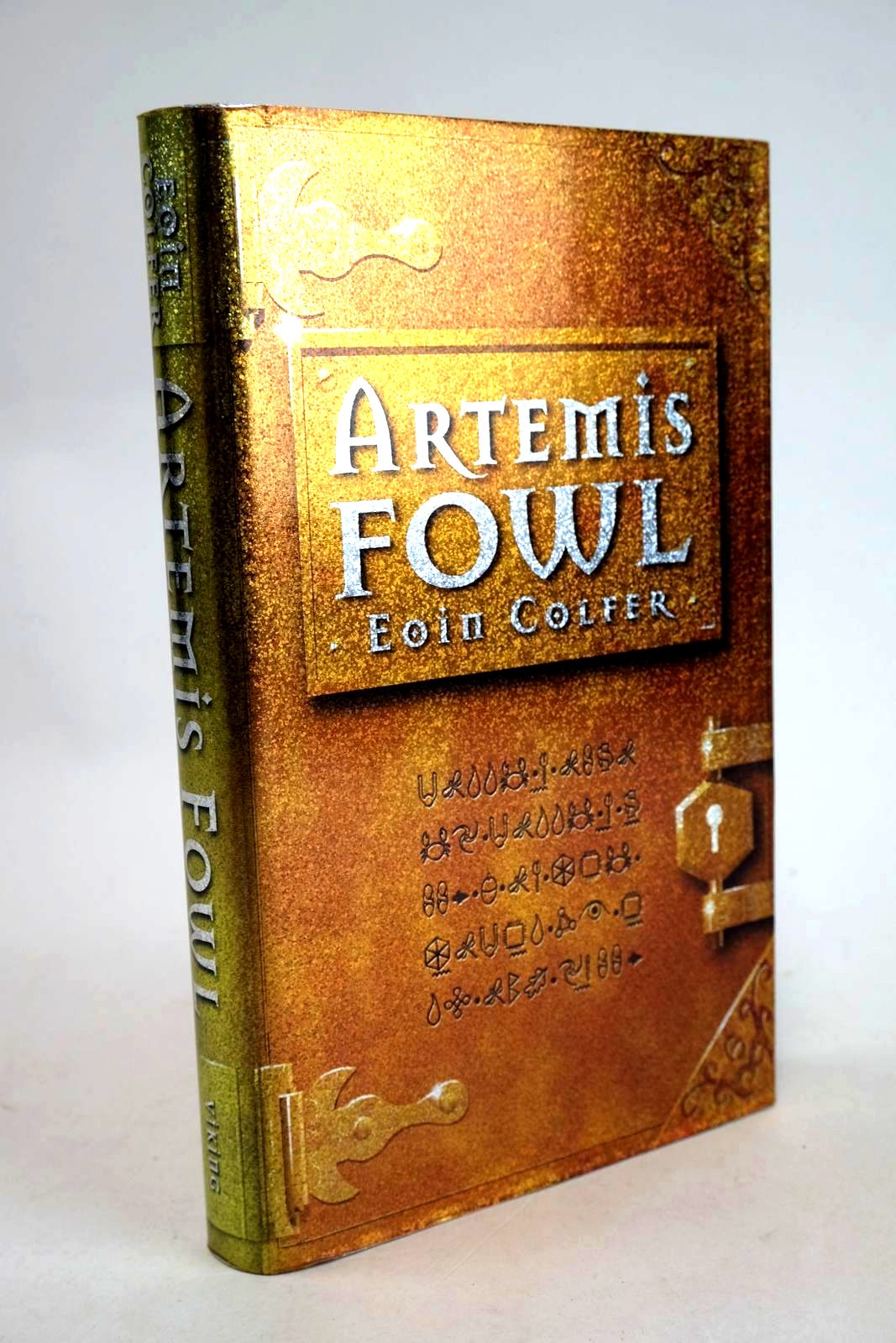 Photo of ARTEMIS FOWL written by Colfer, Eoin published by Viking (STOCK CODE: 1330436)  for sale by Stella & Rose's Books