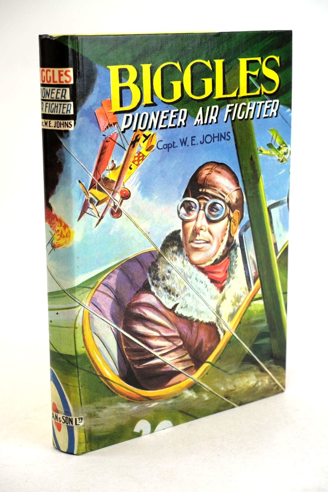 Photo of BIGGLES PIONEER AIR FIGHTER written by Johns, W.E. published by Dean &amp; Son Ltd. (STOCK CODE: 1330802)  for sale by Stella & Rose's Books