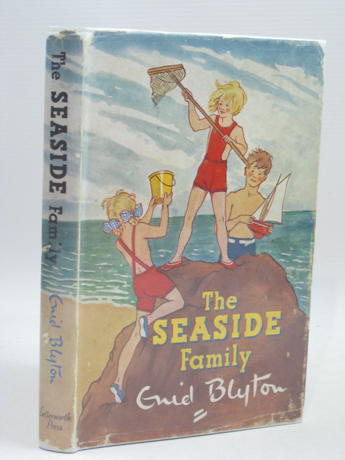 Photo of THE SEASIDE FAMILY- Stock Number: 1405605