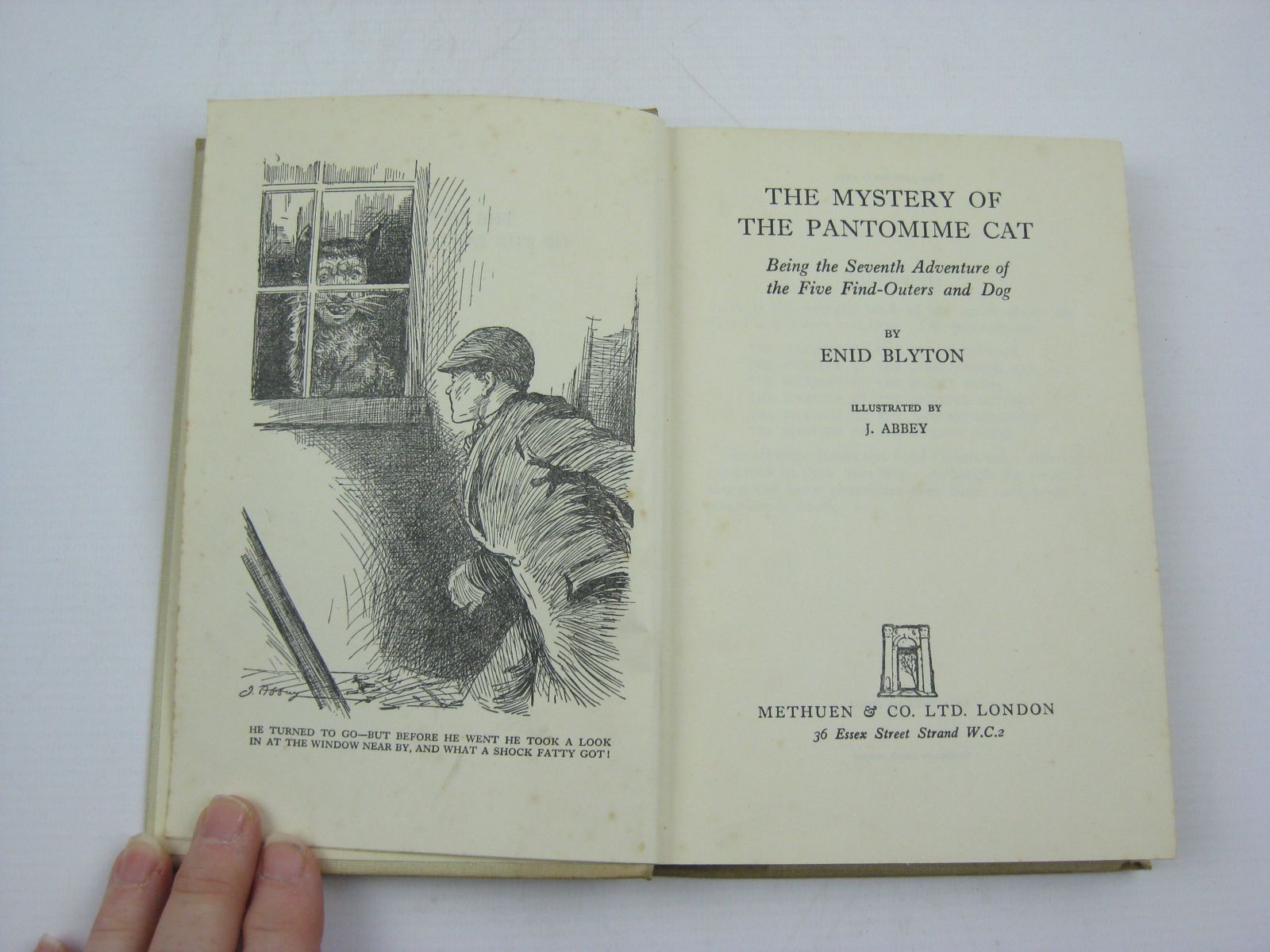 Photo of THE MYSTERY OF THE PANTOMIME CAT written by Blyton, Enid illustrated by Abbey, J. published by Methuen & Co. Ltd. (STOCK CODE: 1407034)  for sale by Stella & Rose's Books
