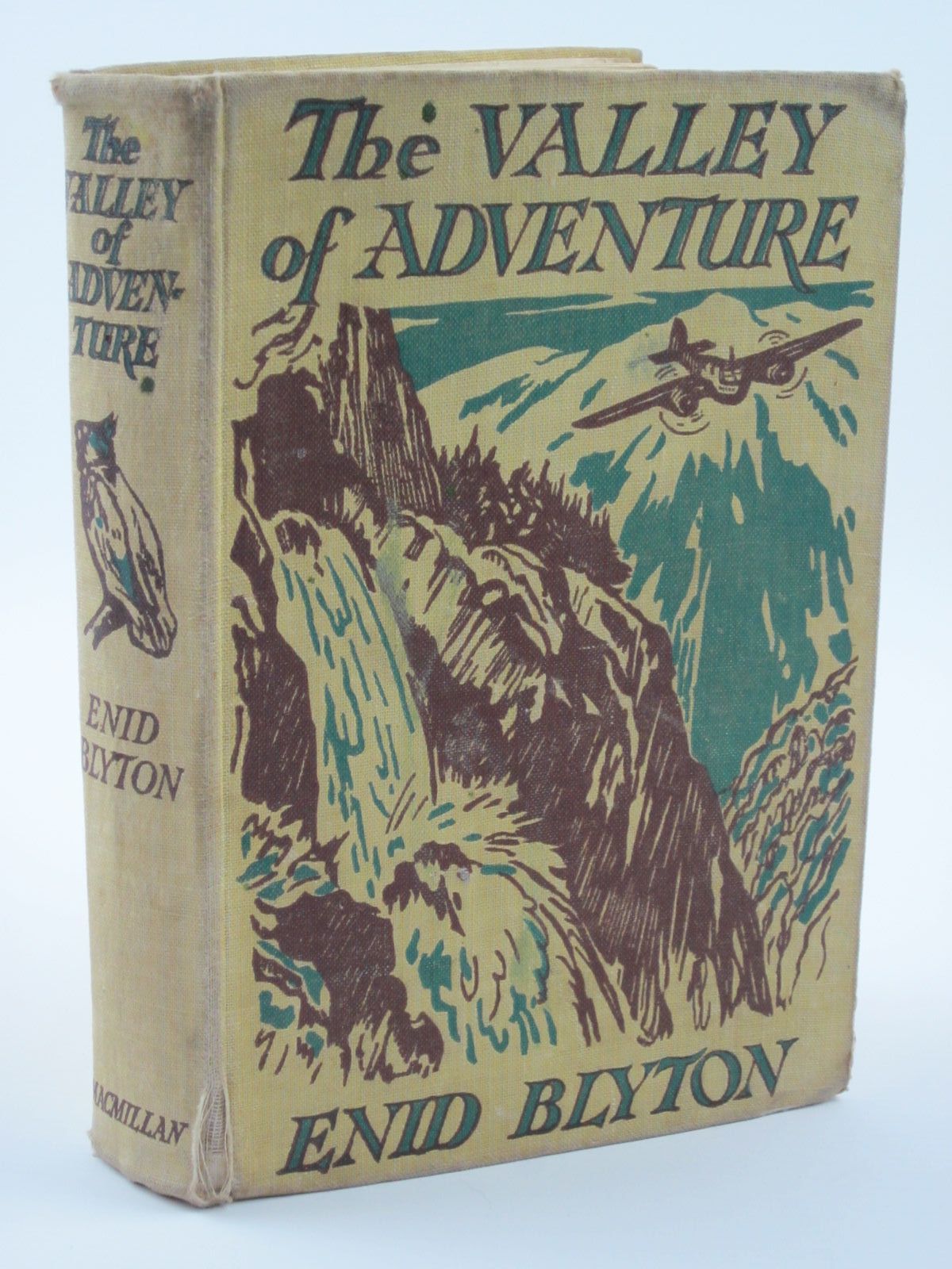 Stella & Rose's Books : THE VALLEY OF ADVENTURE Written By Enid Blyton ...