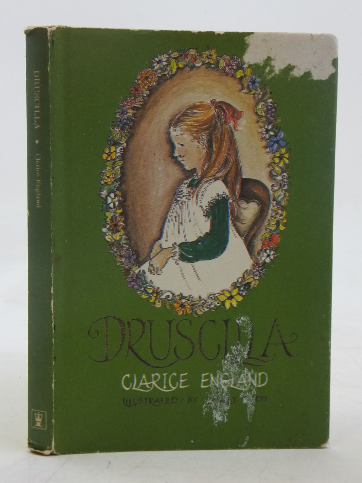 Photo of DRUSCILLA written by England, Clarice illustrated by Dodd, Lynley published by Hodder &amp; Stoughton (STOCK CODE: 1606737)  for sale by Stella & Rose's Books