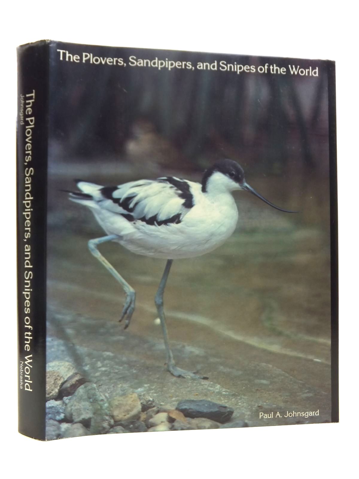 Photo of THE PLOVERS, SANDPIPERS, AND SNIPES OF THE WORLD- Stock Number: 1607369