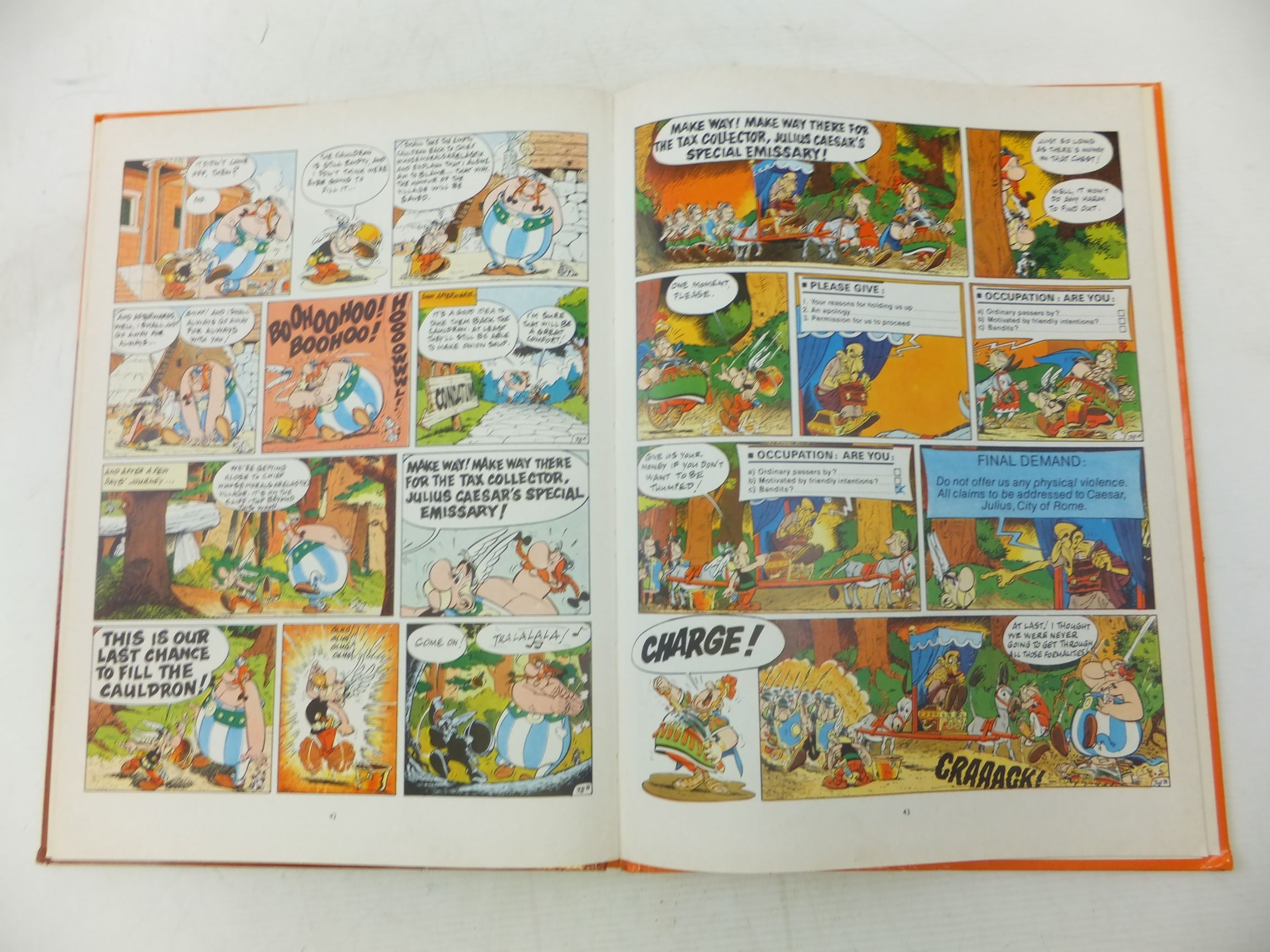 Stella & Rose's Books : ASTERIX AND THE CAULDRON Written By Rene ...