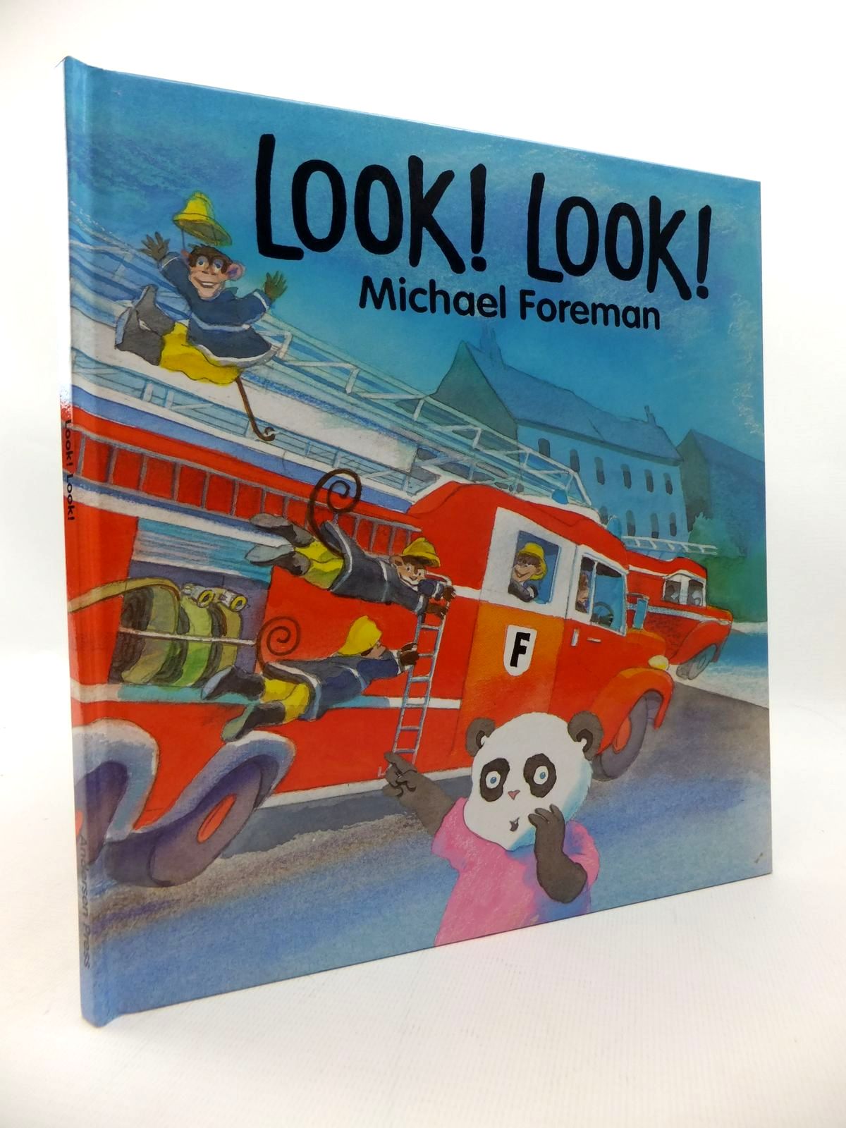 Photo of LOOK! LOOK! written by Foreman, Michael illustrated by Foreman, Michael published by Andersen Press (STOCK CODE: 1814644)  for sale by Stella & Rose's Books